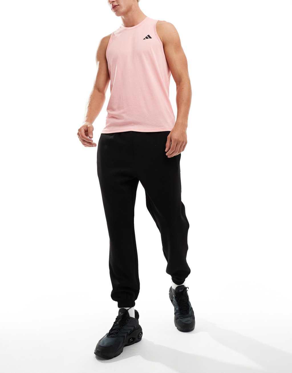 ASOS 4505 Icon quick dry tapered fit performance sweatpants in black Product Image