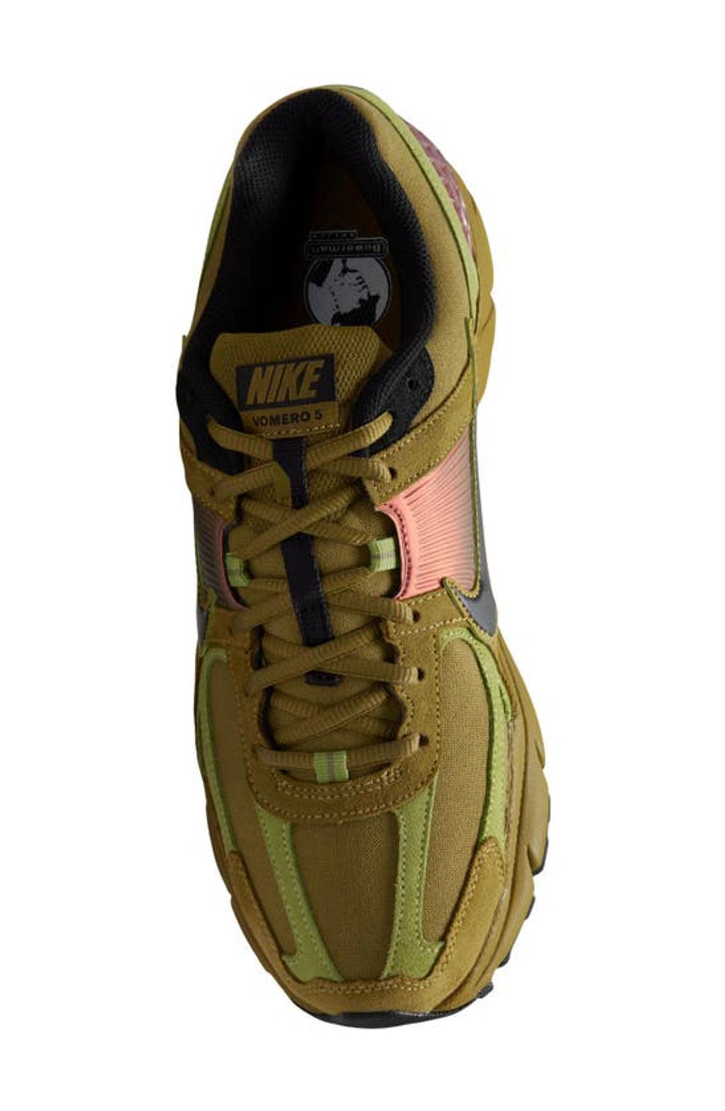 NIKE Zoom Vomero 5 Sneaker In Pacific Moss/black-pear Product Image