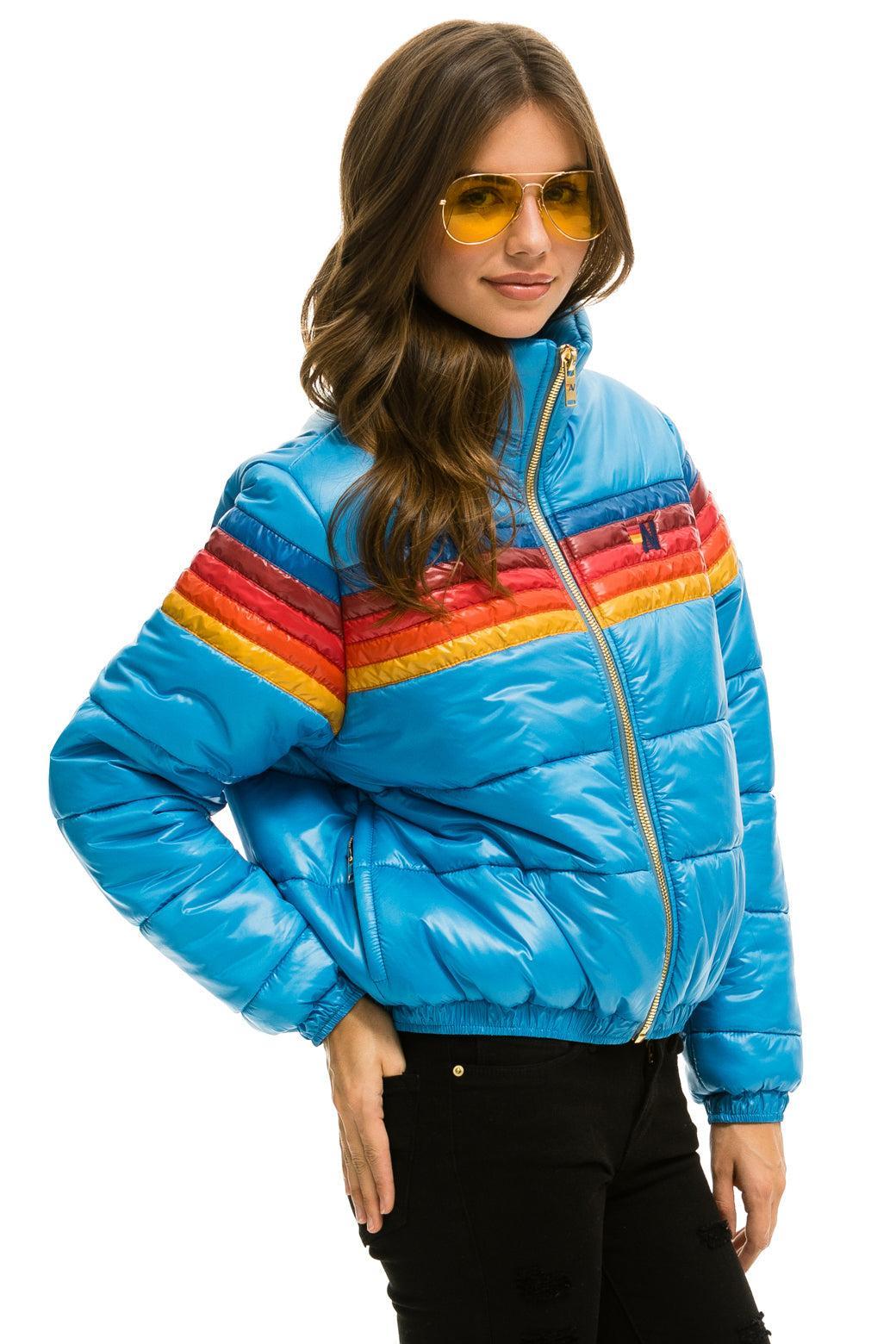 5 STRIPE LUXE APRES PUFFER JACKET - GLOSSY OCEAN Female Product Image