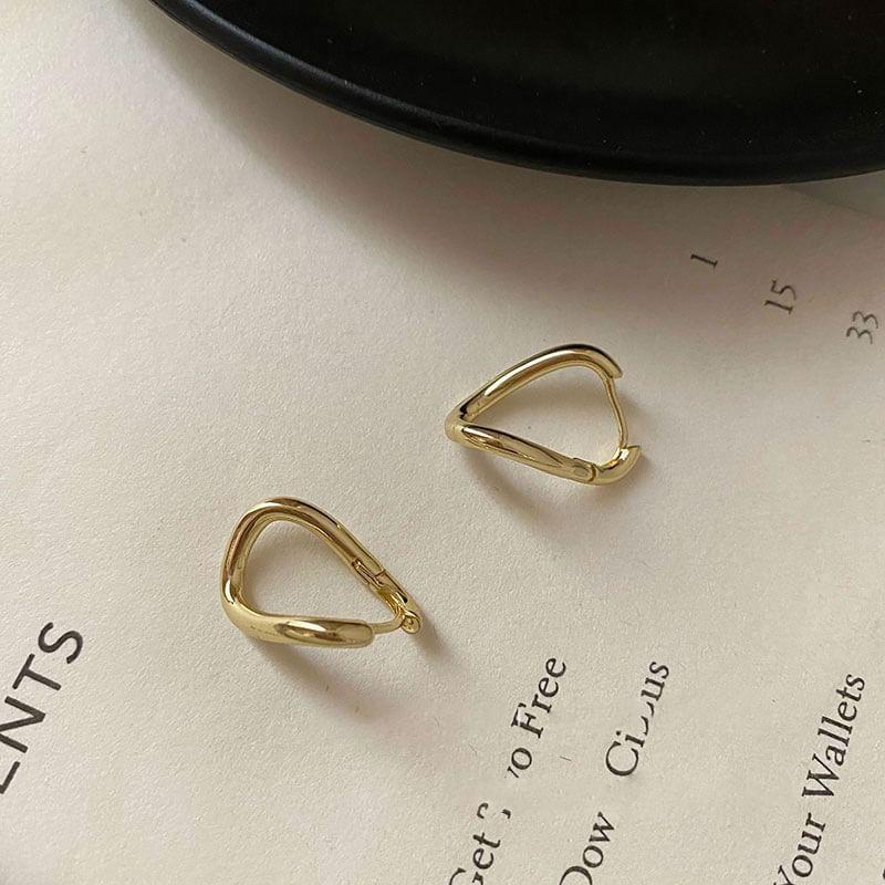 Twisted Alloy Hoop Earring Product Image