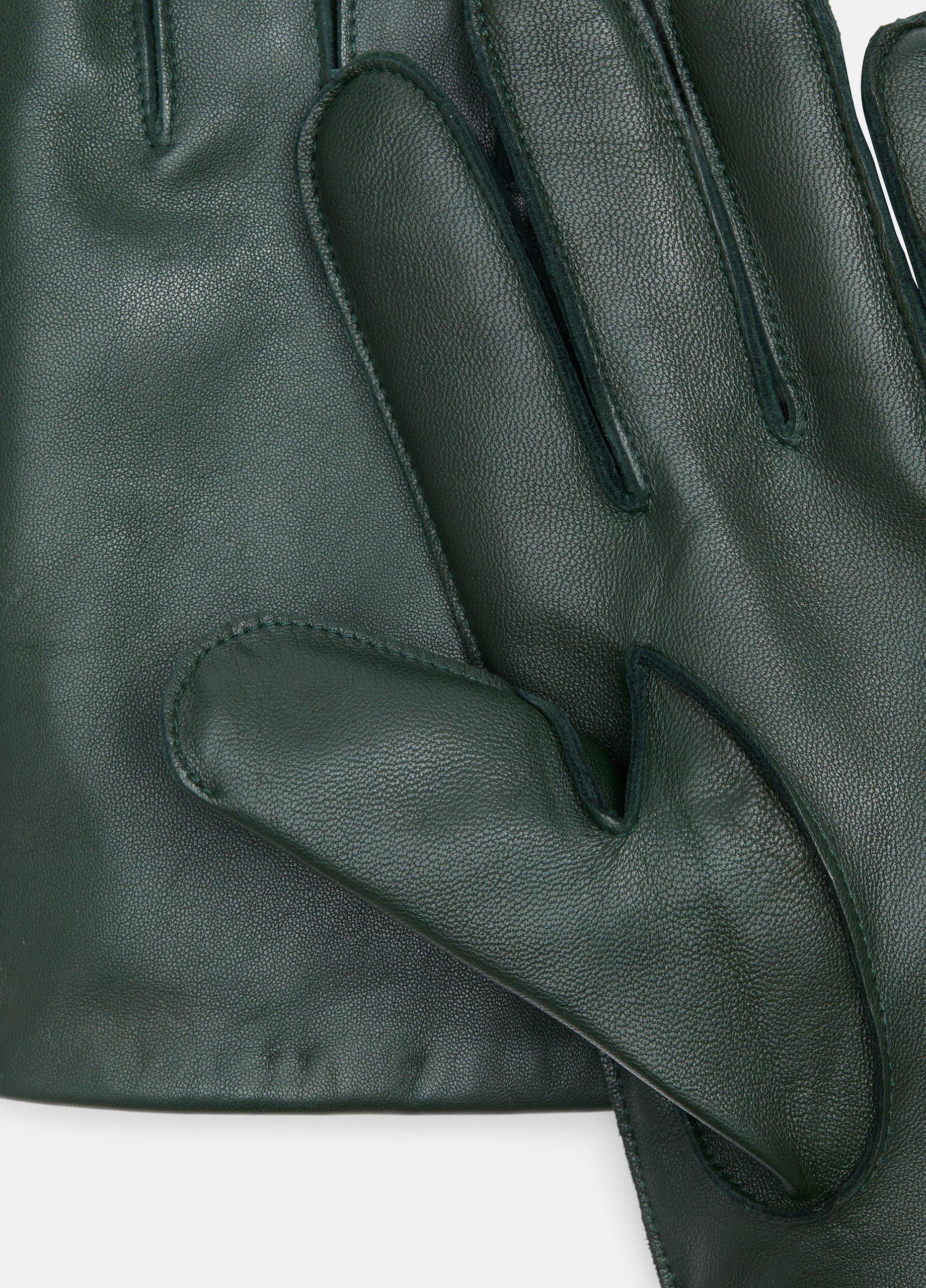 Classic Cashmere-Lined Leather Glove Product Image