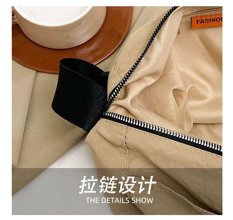 Plain Crossbody Bag Product Image