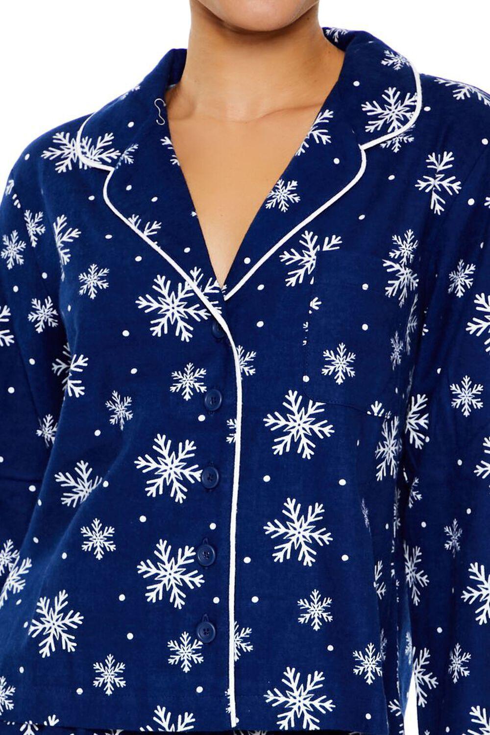 Snowflake Shirt & Shorts Pajama Set | Forever 21 Product Image