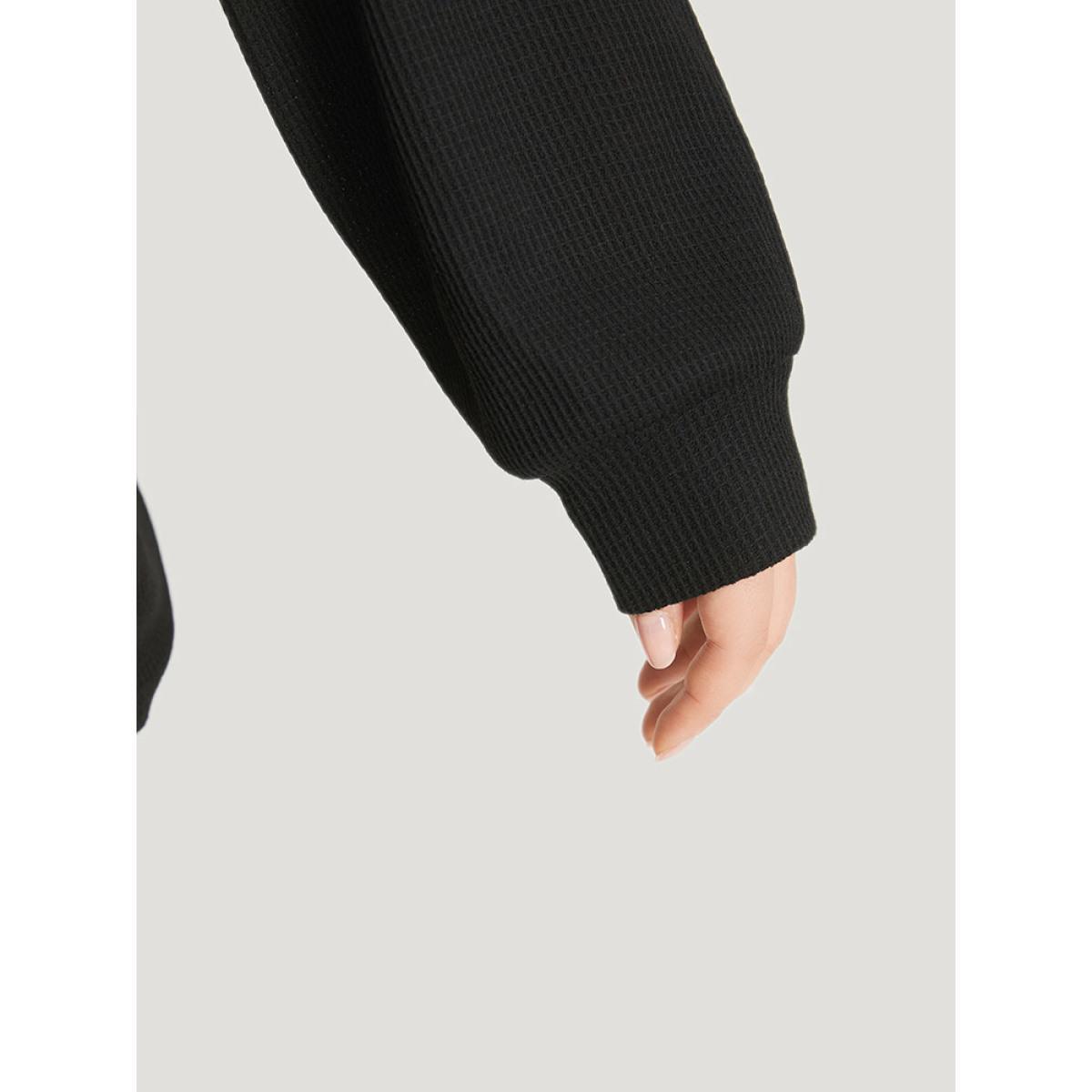 Plus Size Plain Rivets V Neck Elastic Cuffs Sweatshirt Women Black Casual Elastic cuffs V-neck Dailywear Sweatshirts BloomChic 22-24/3X Product Image