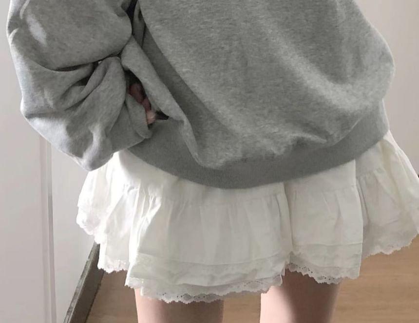 Off-Shoulder Bow Embroidered Sweatshirt Product Image