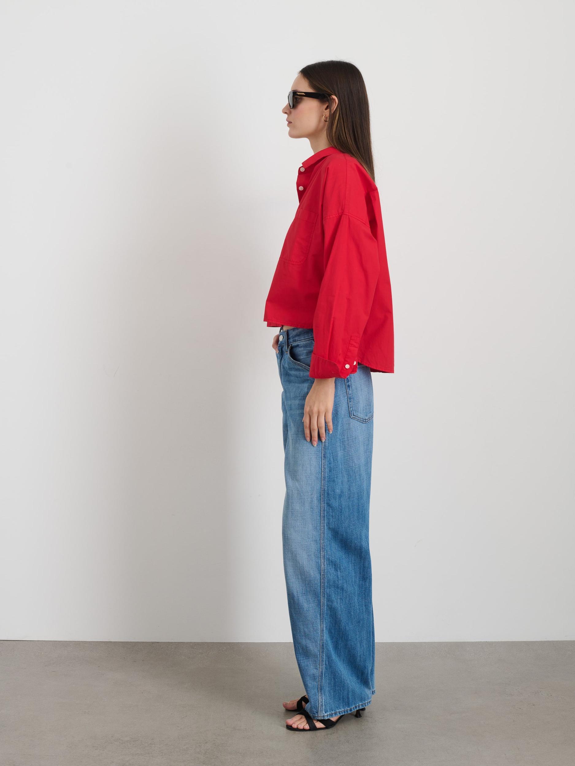 Cropped Jo Shirt in Cotton Poplin Product Image