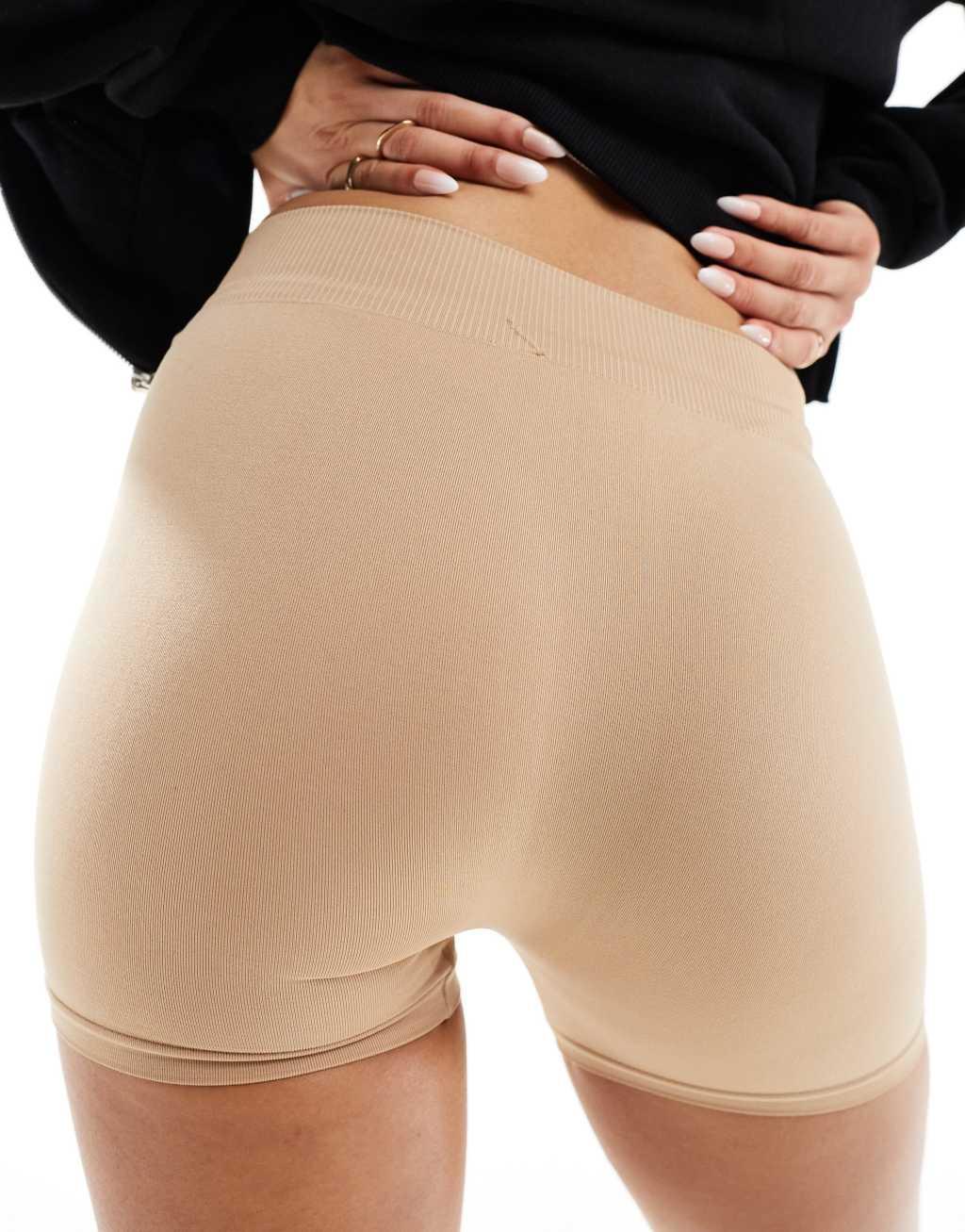 Pieces seamless mini legging shorts in beige Product Image