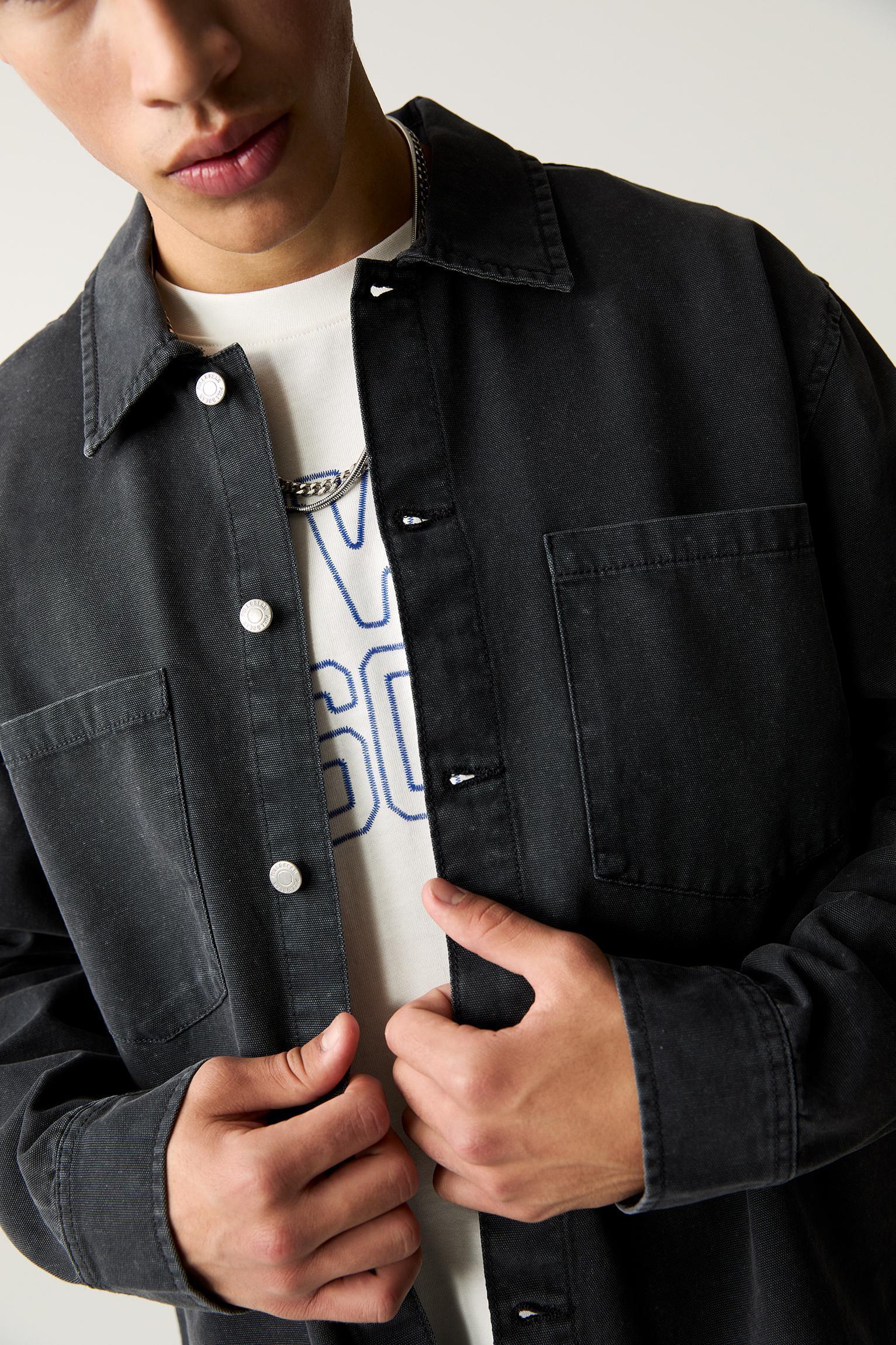 Shirt with front pockets Product Image