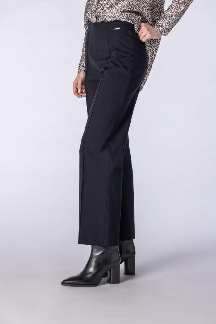 4852 Trousers Product Image