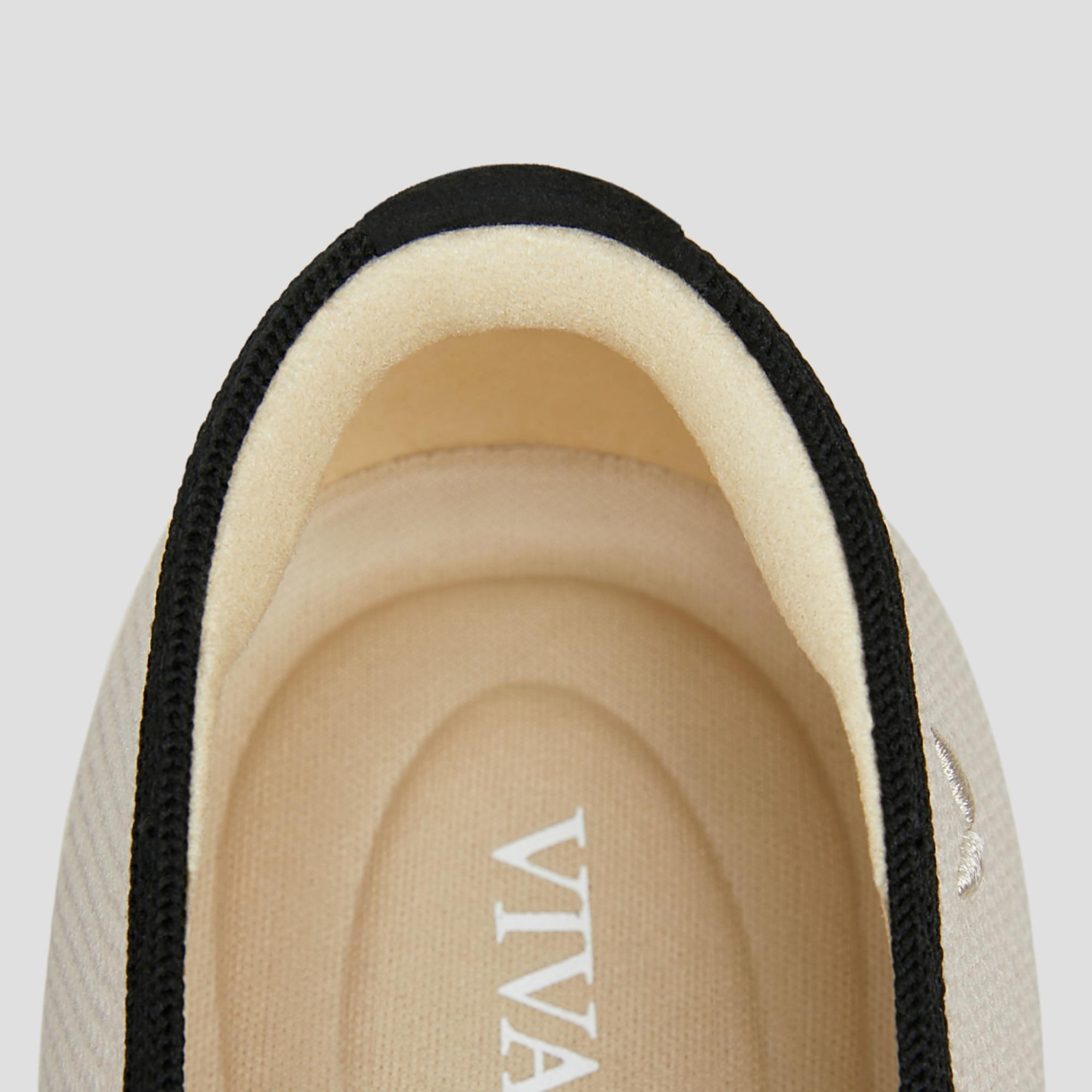 Square-Toe V-Cut Flats (Margot 2.0) Product Image