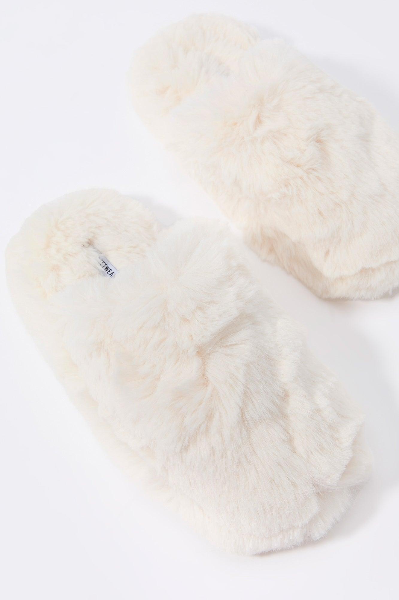 Faux Fur Slippers Female Product Image