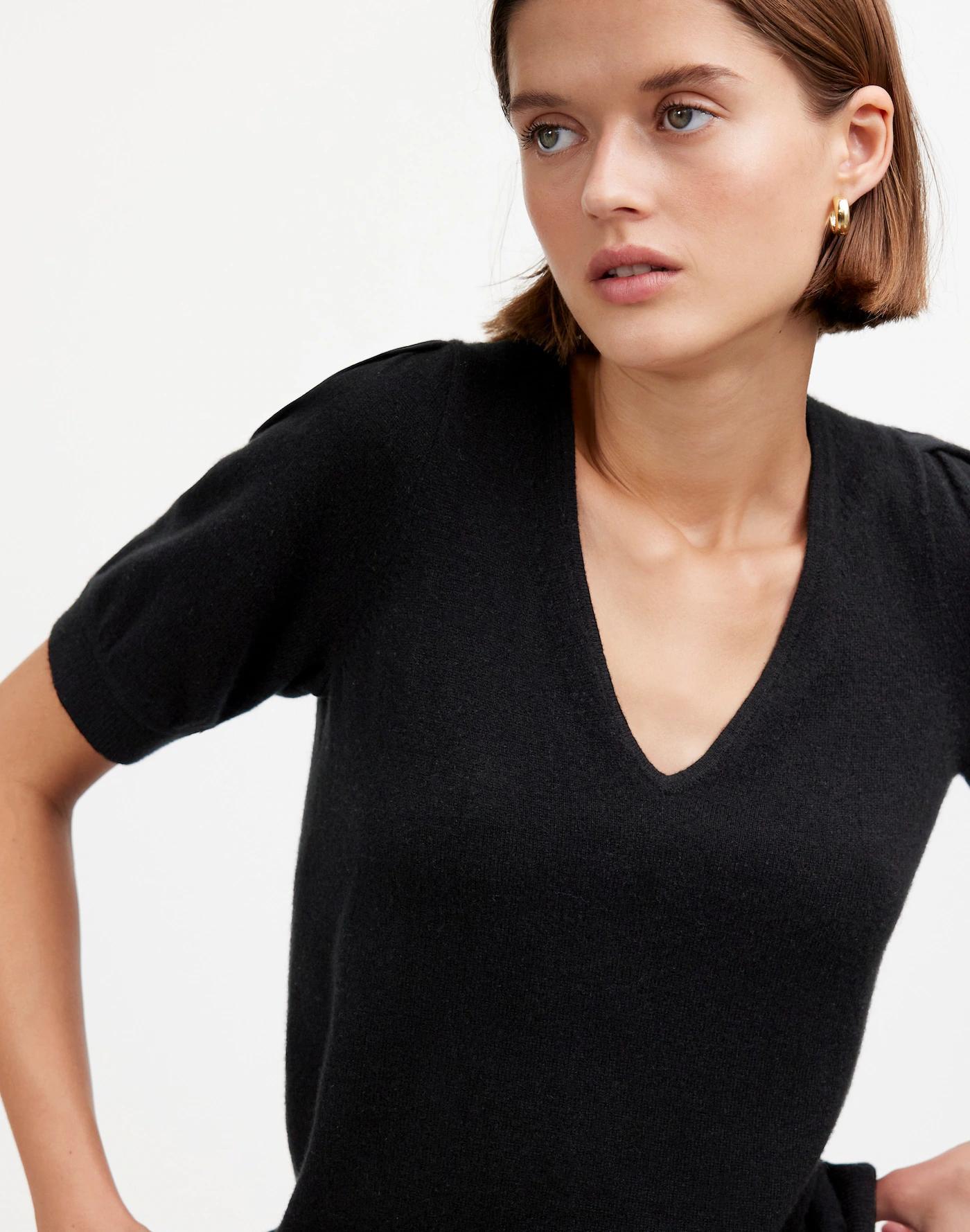 Cashmere V-Neck Puff-Sleeve Sweater Tee Product Image