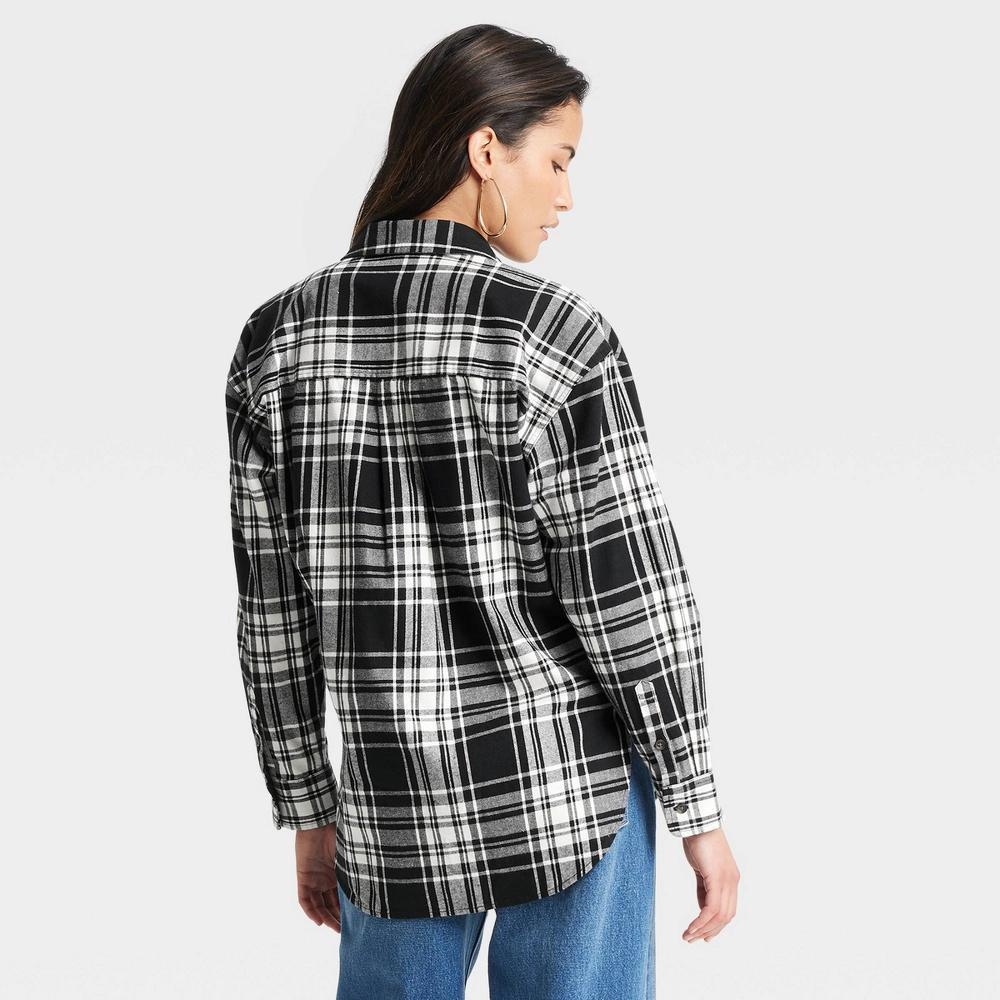 Womens Oversized Flannel Long Sleeve Collared Button-Down Shirt - Universal Thread Black Plaid XS Product Image