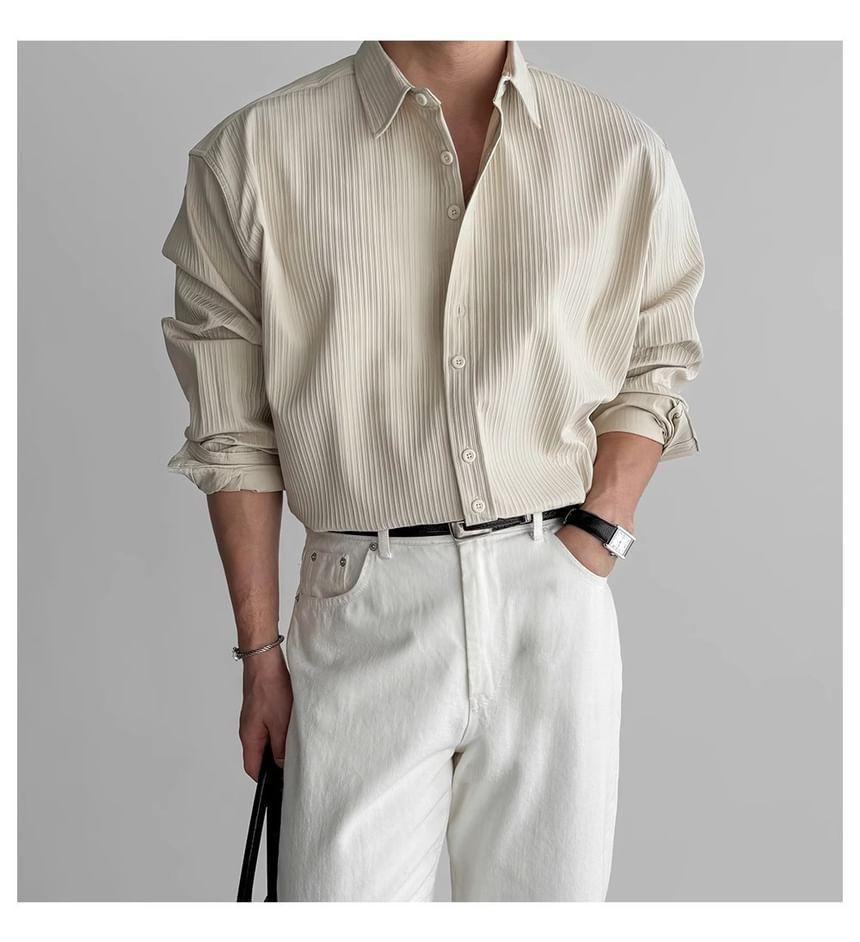 Long-Sleeve Collared Plain Button Up Shirt Product Image