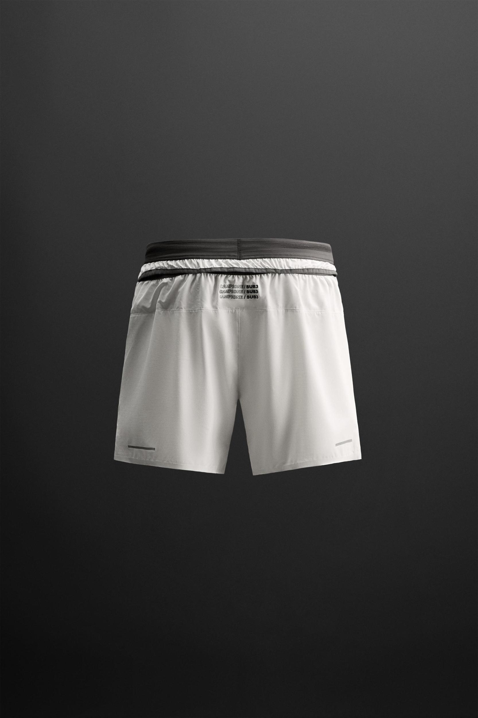 TEXTURED RUNNING SHORTS Product Image