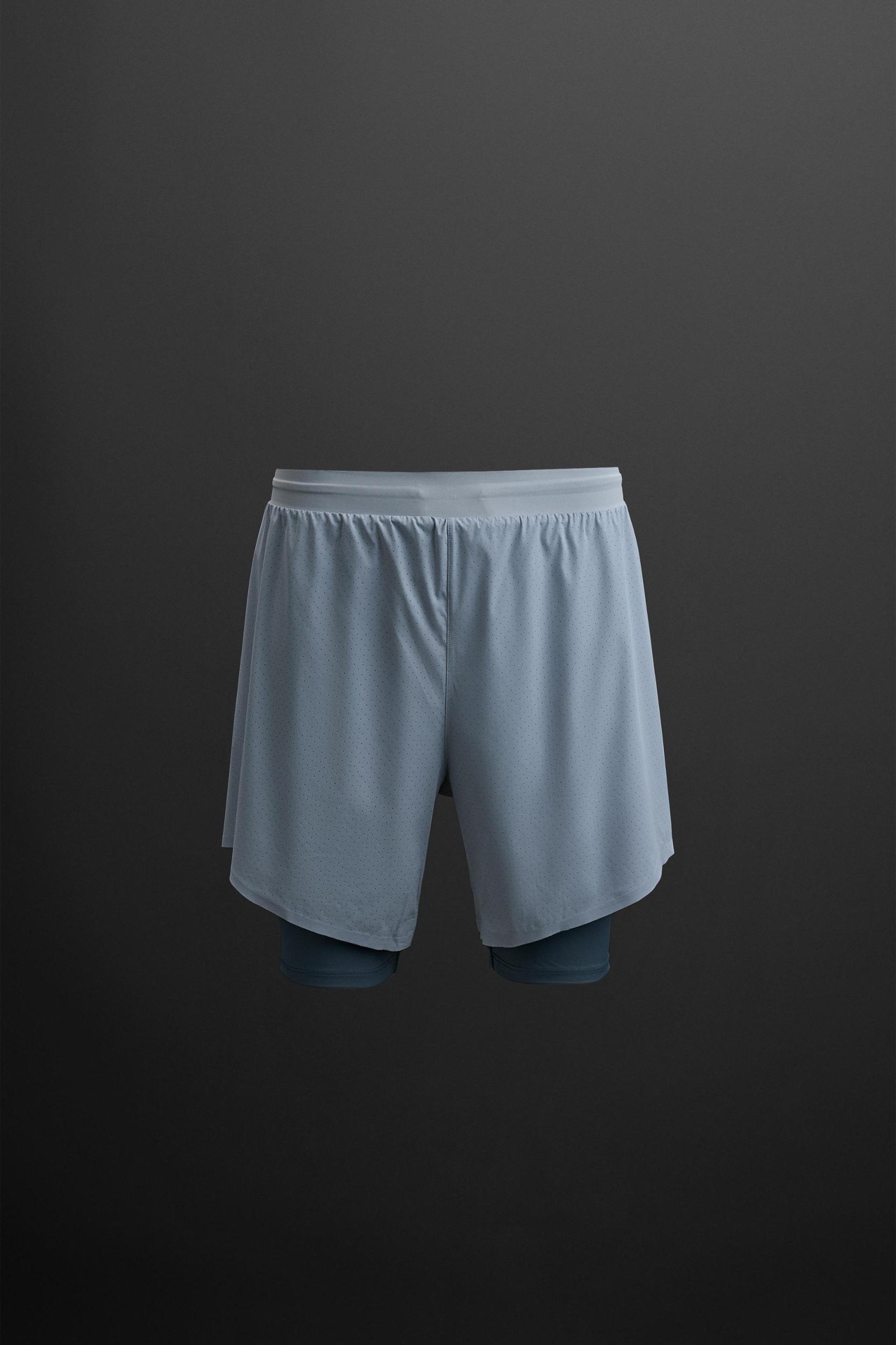 2-IN-1 PERFORATED SHORTS Product Image