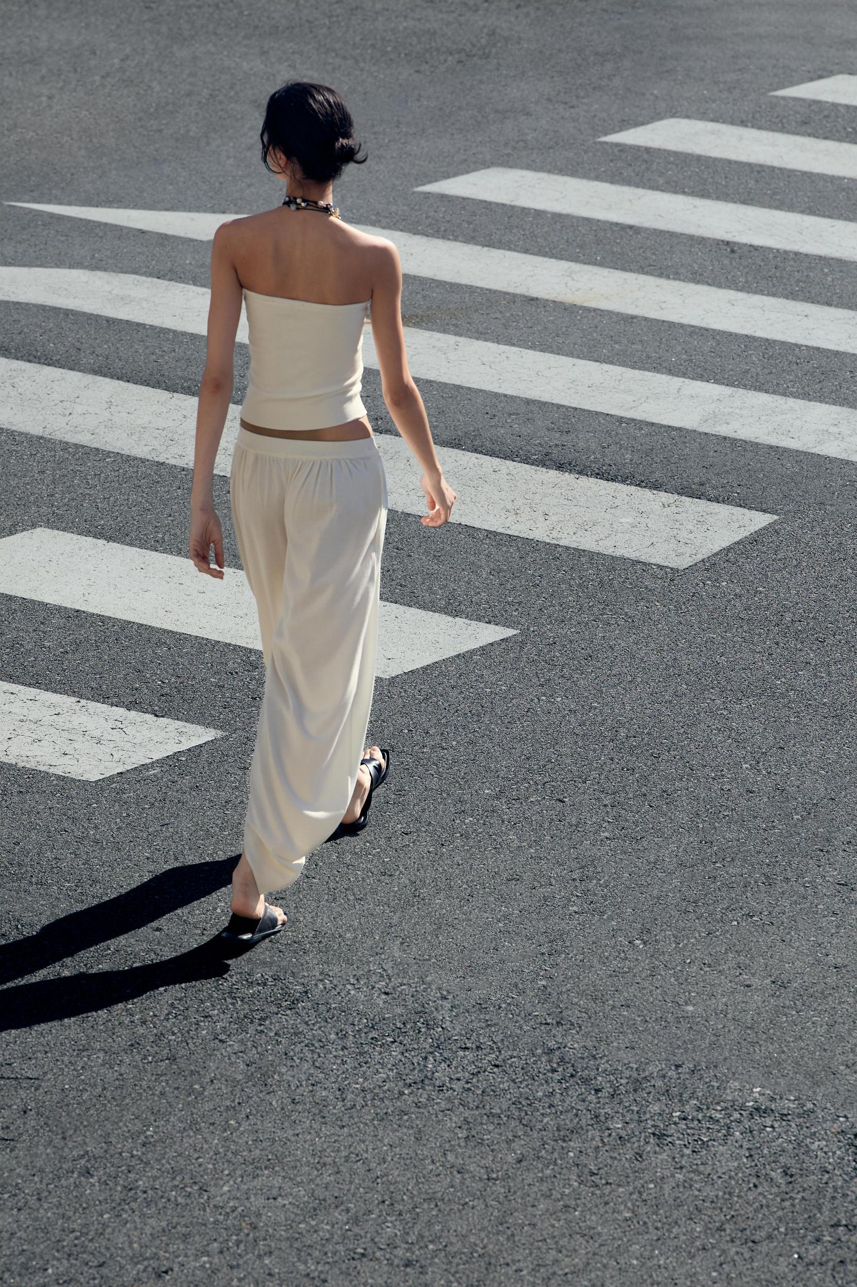 BALLOON KNIT PANTS Product Image