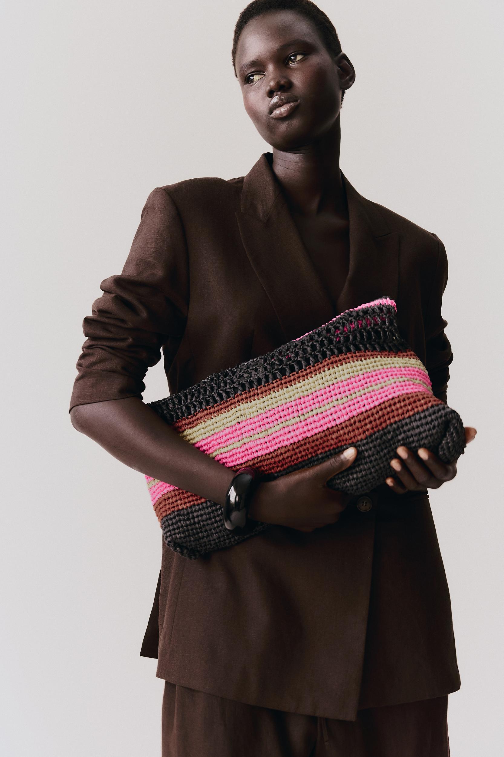 Straw Shoulder Bag Product Image