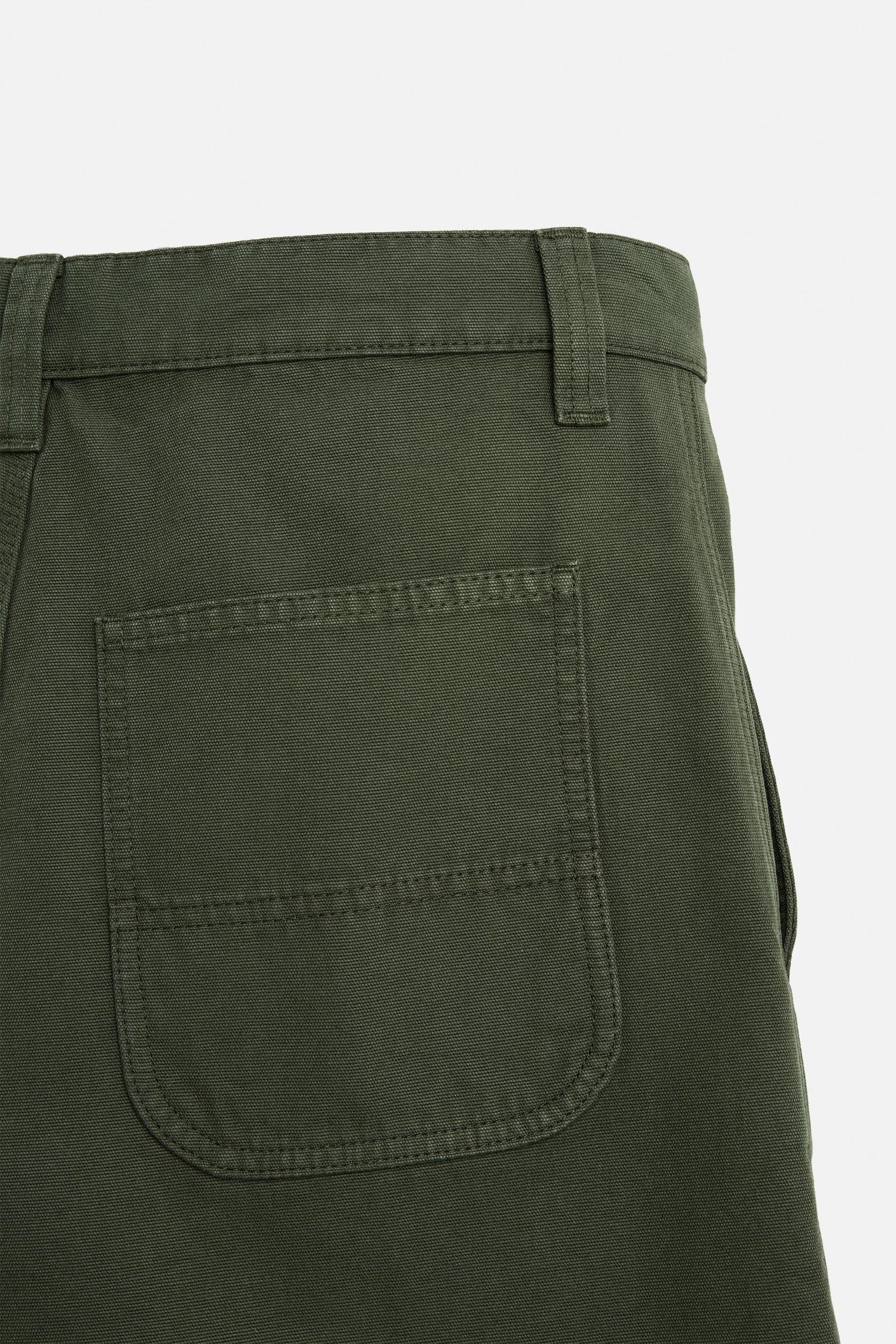 WASHED TEXTURED SHORTS Product Image