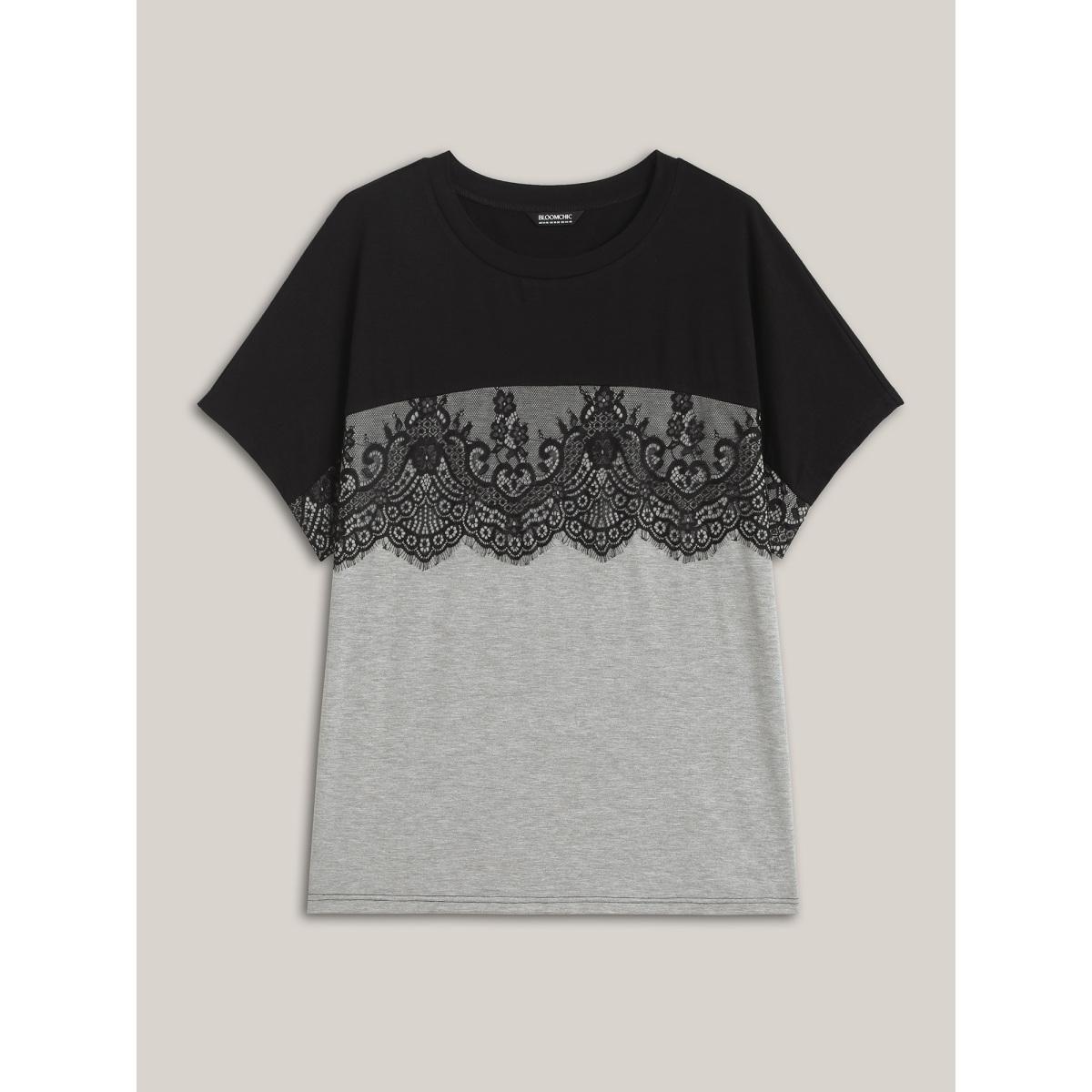 Plus Size Lace Design Color Contrast T-Shirt Black Women Casual Contrast Round Neck Casual T-shirts BloomChic 10/M Product Image