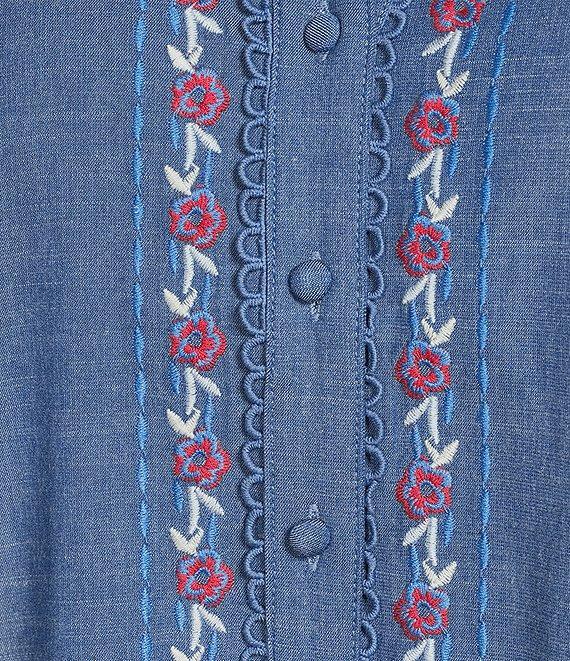 Calessa Plus Size Embroidered Split V-Neck Short Sleeve Button-Front Tunic Product Image