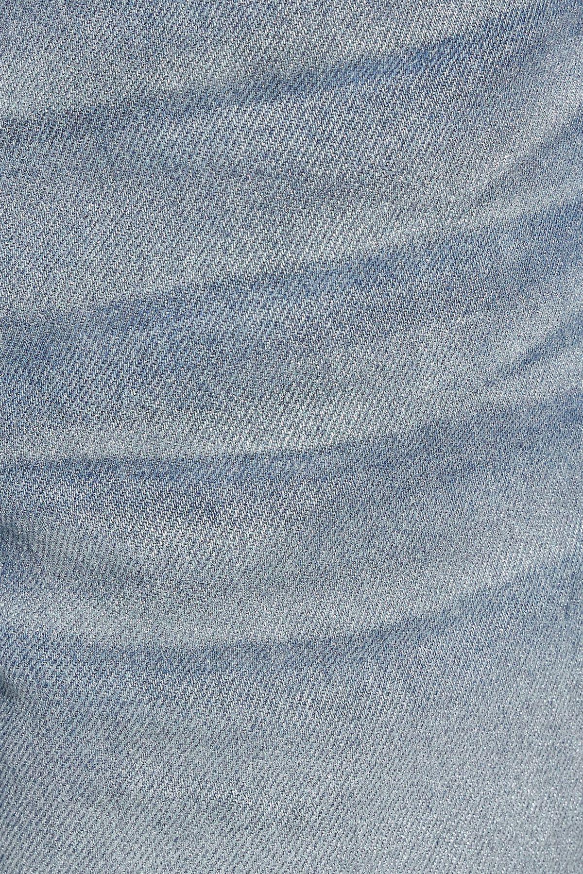 Low Rise Baggy Jeans Product Image