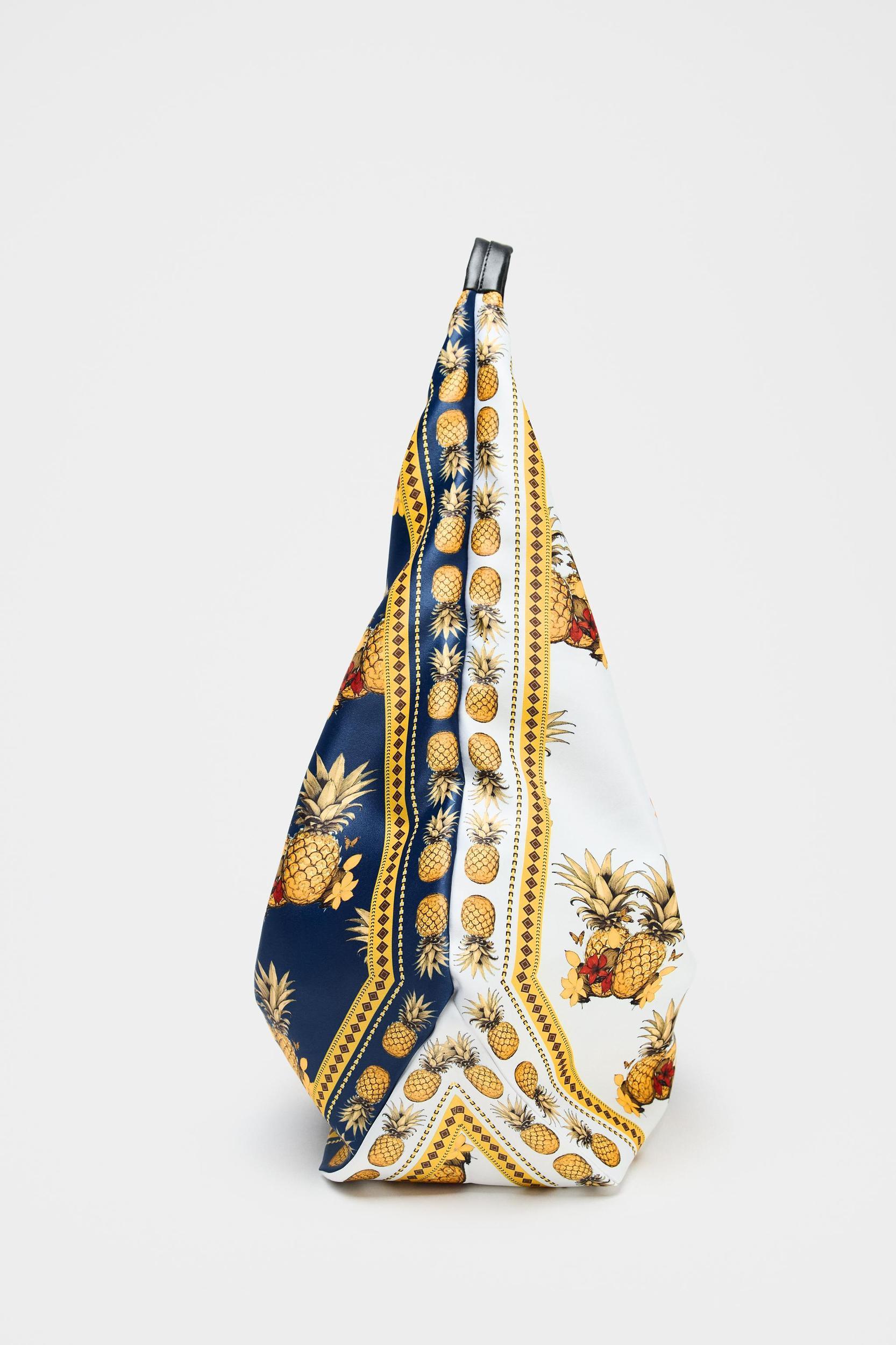 MULTICOLORED PRINT SHOPPER Product Image