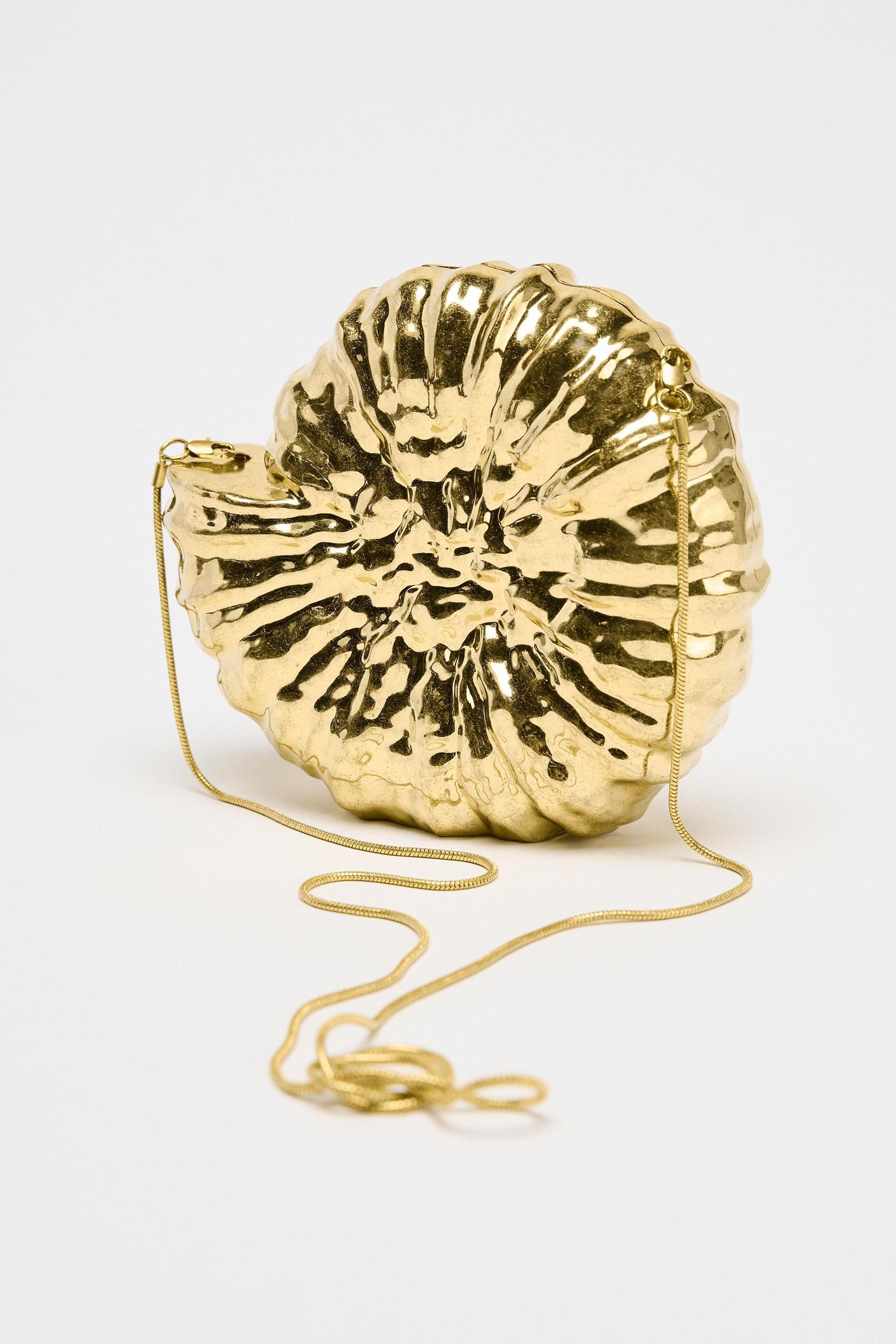 METALLIC SHELL CLUTCH Product Image