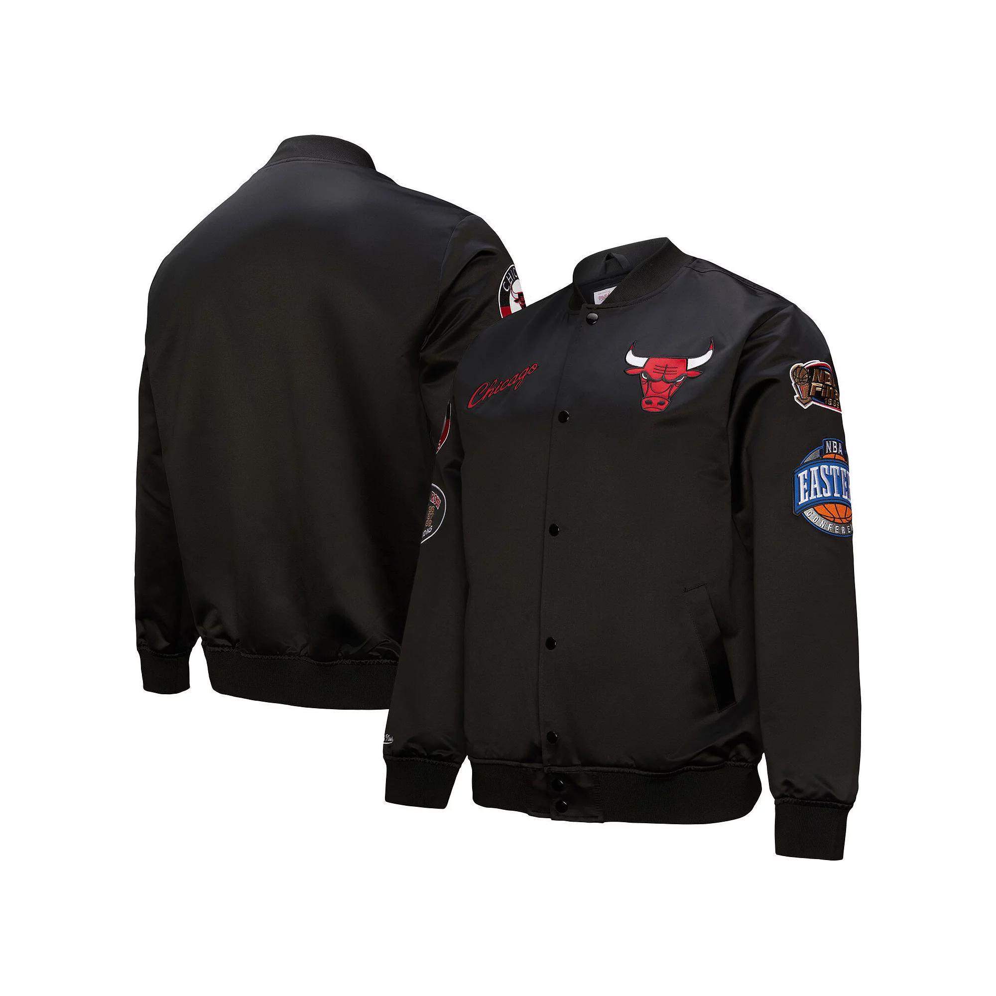 Men's Black Chicago Bulls Hardwood Classics Blackout Collection Satin Full-Zip Jacket,  Product Image