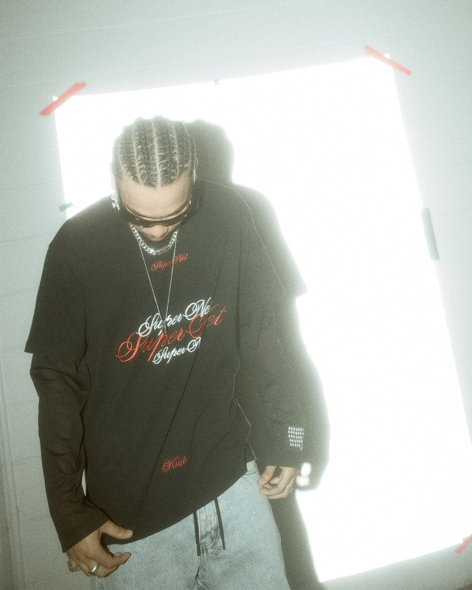 SCRIPTED KASH SS TEE RED/BLACK Male Product Image