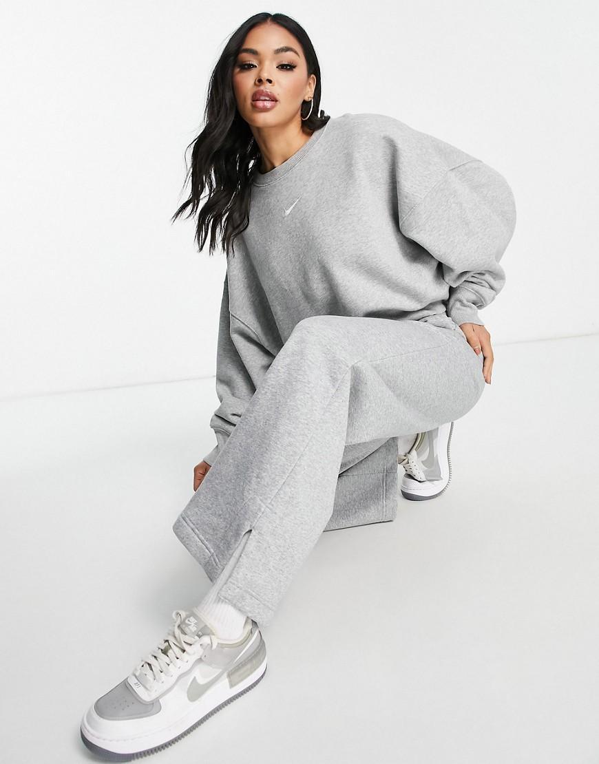 Nike Phoenix Fleece super oversized sweat Product Image