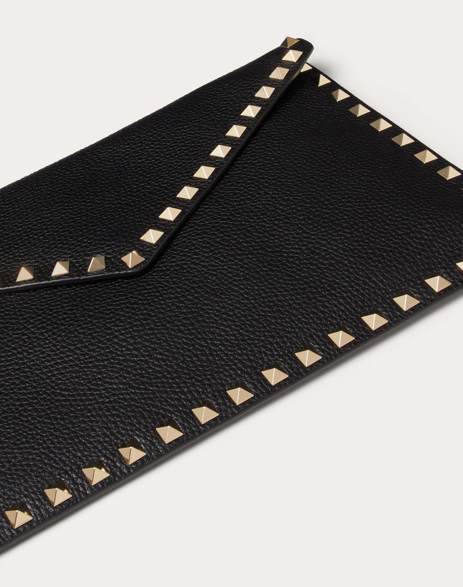 ROCKSTUD GRAINY CALFSKIN ENVELOPE POUCH Product Image