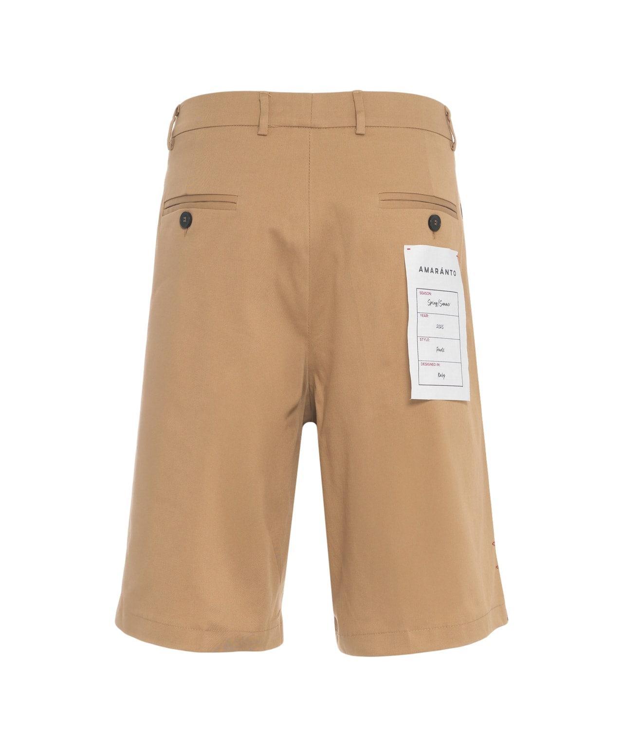 Bermuda shorts with pleats Product Image