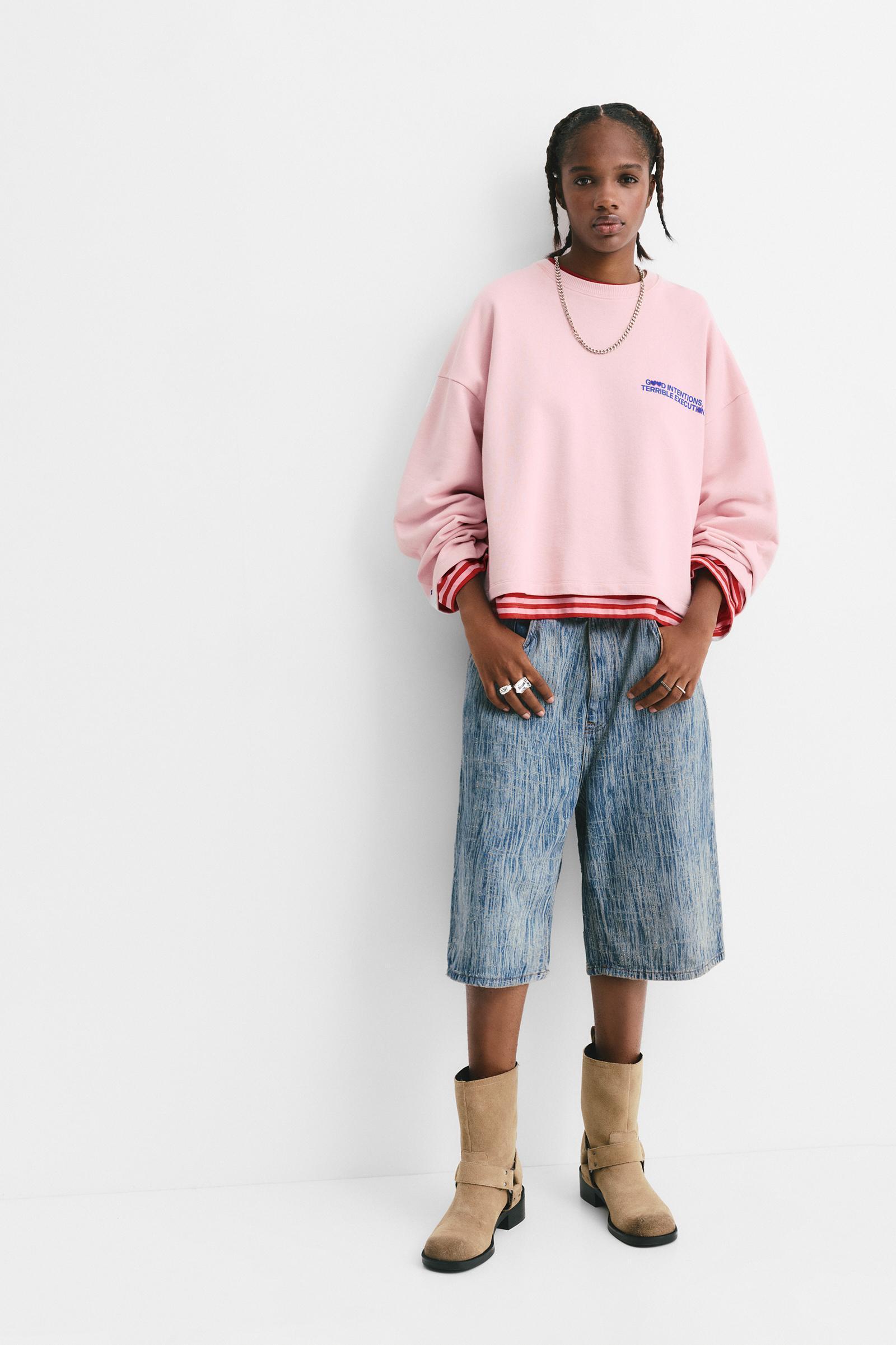 Pink sweatshirt with slogan Product Image