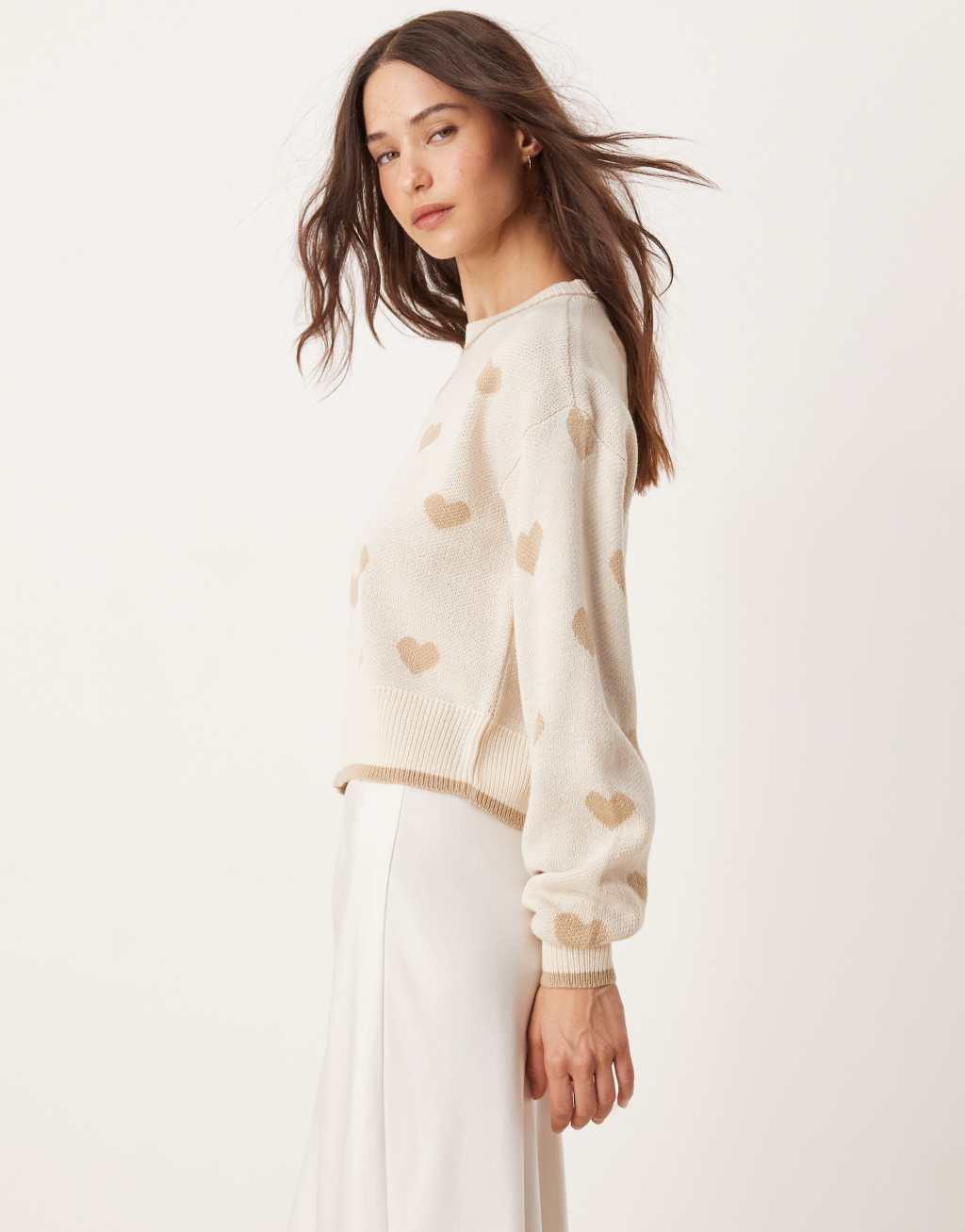 JDY crew neck heart knitted sweater in beige Product Image