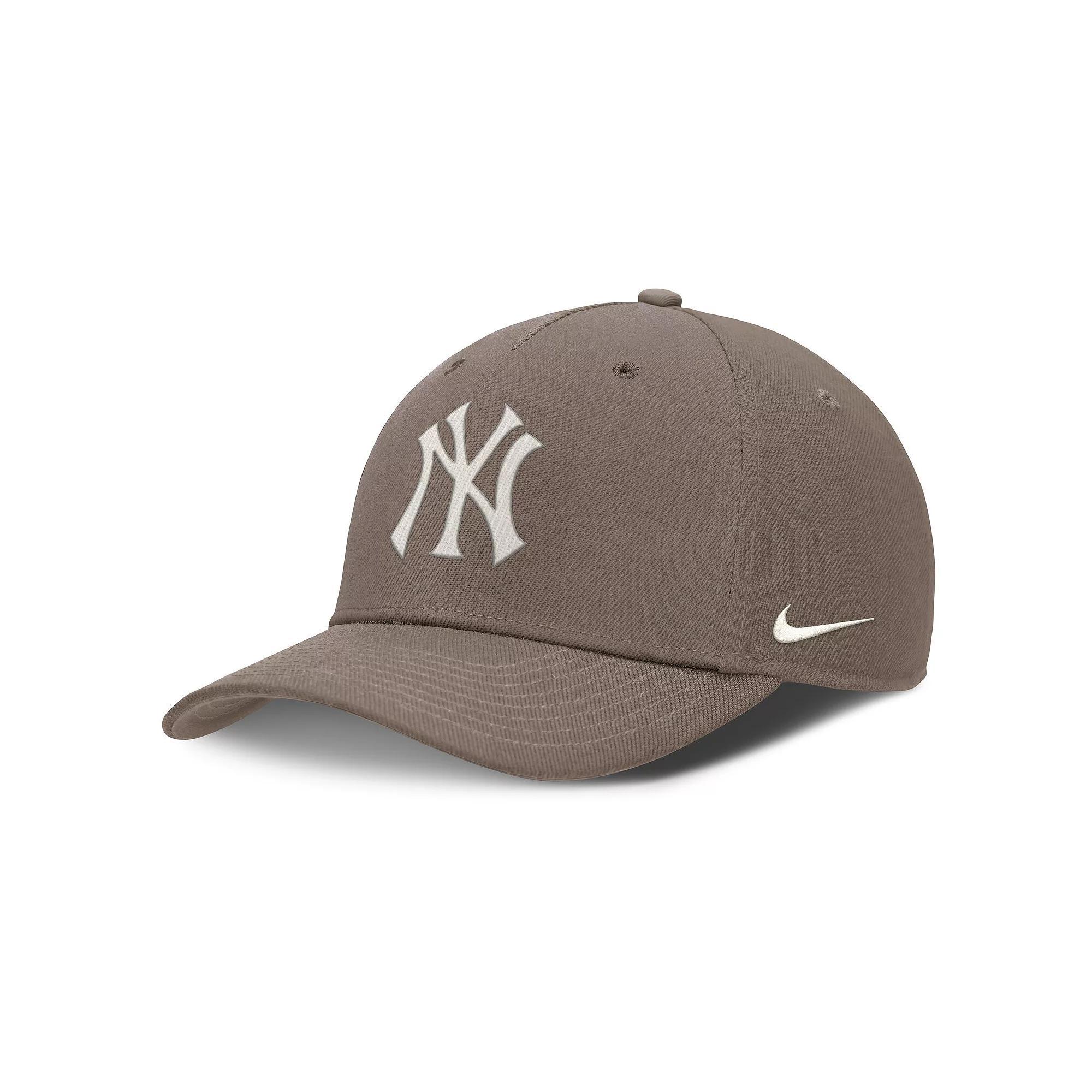 Mens Nike New York Yankees Rise Performance Adjustable Hat Product Image