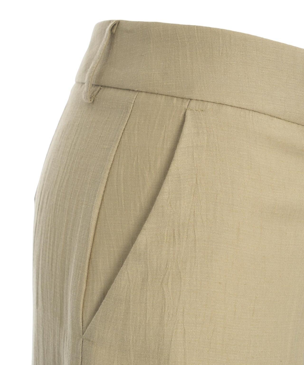 Wide leg pants in linen Product Image