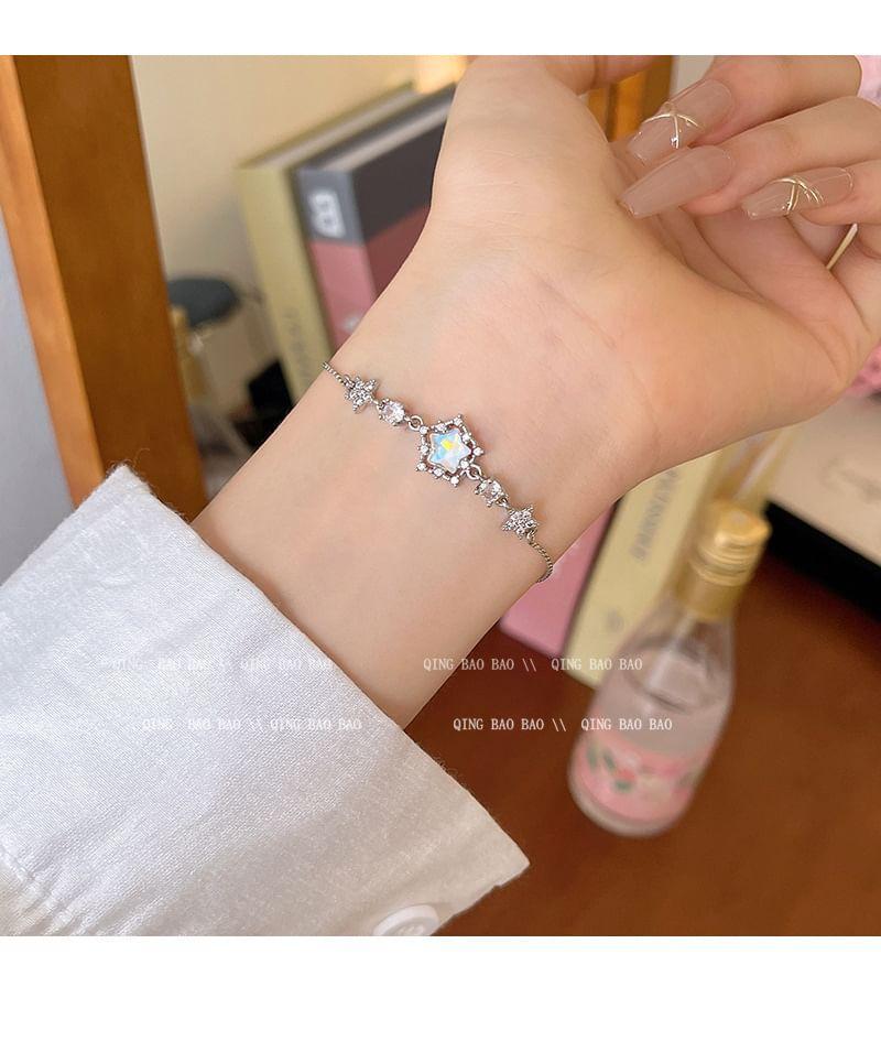 CZ Star Bracelet Product Image