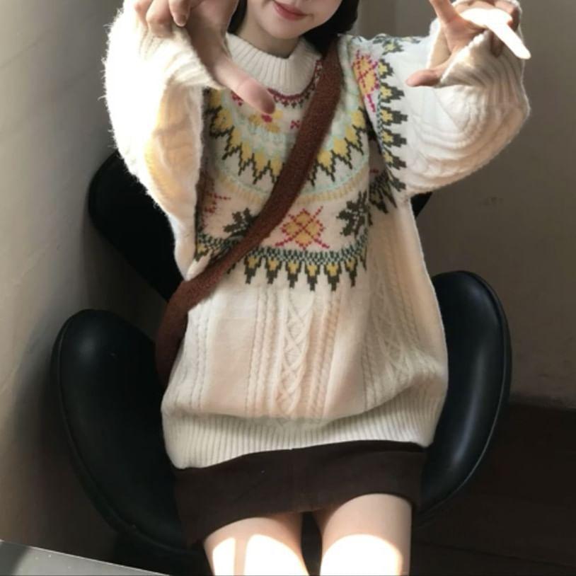 Long-Sleeve Round Neck Snowflake Print Sweater Product Image