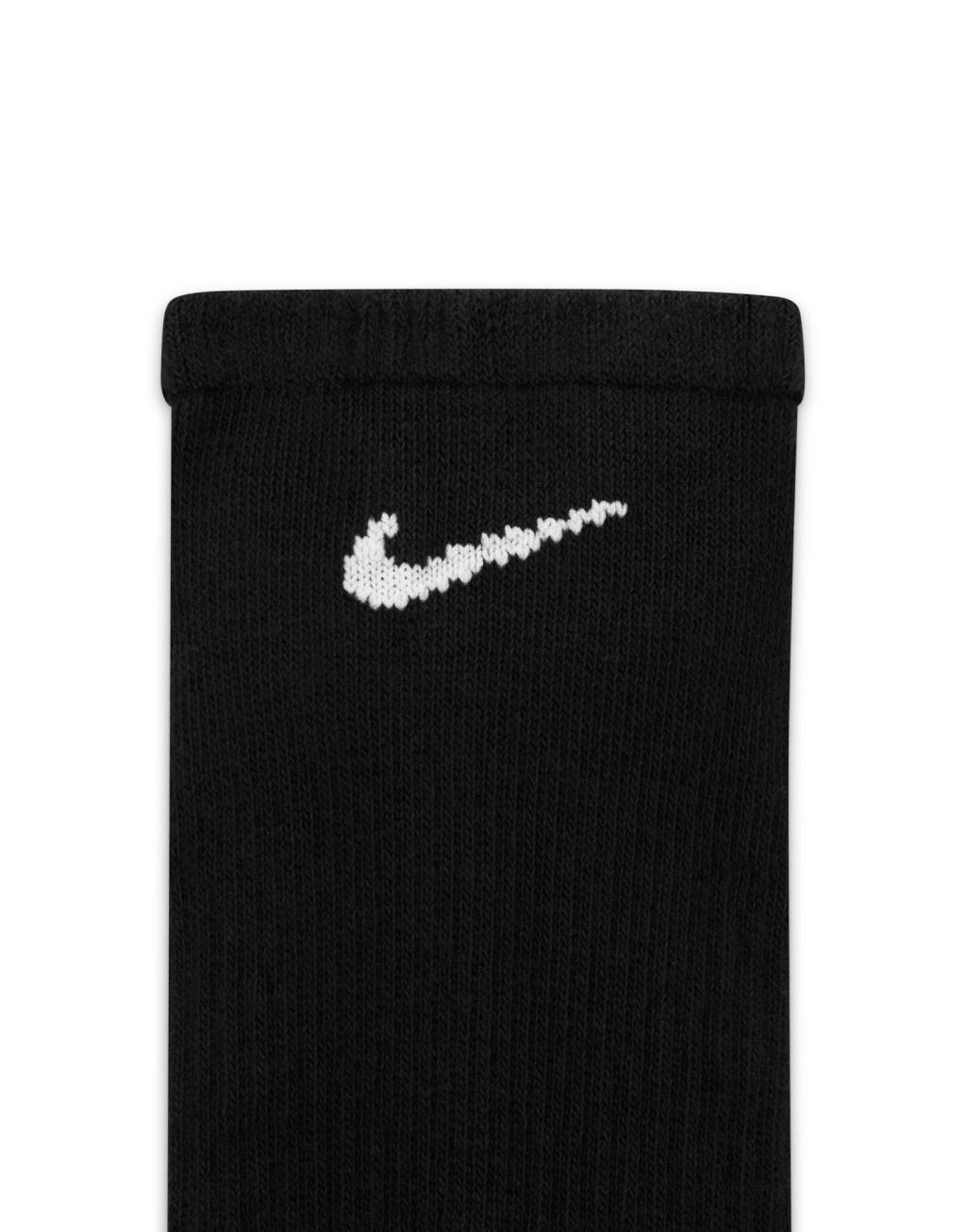 Nike Training Everyday Plus Cushioned 6-pack sneaker socks in black Product Image