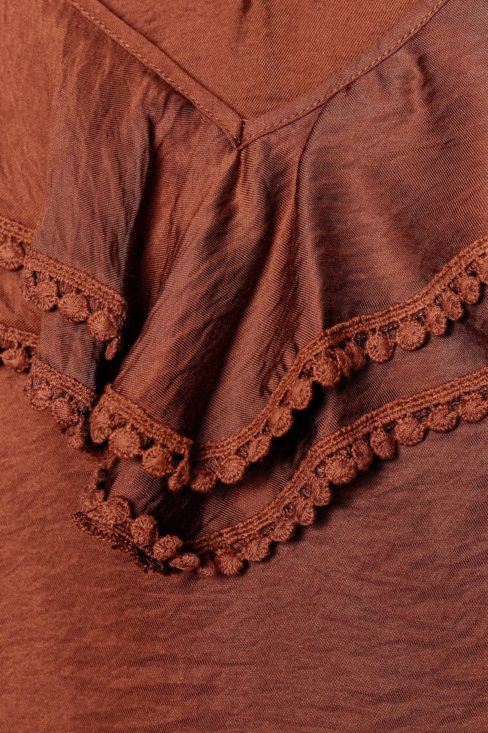 RUFFLED LACE TOP Product Image