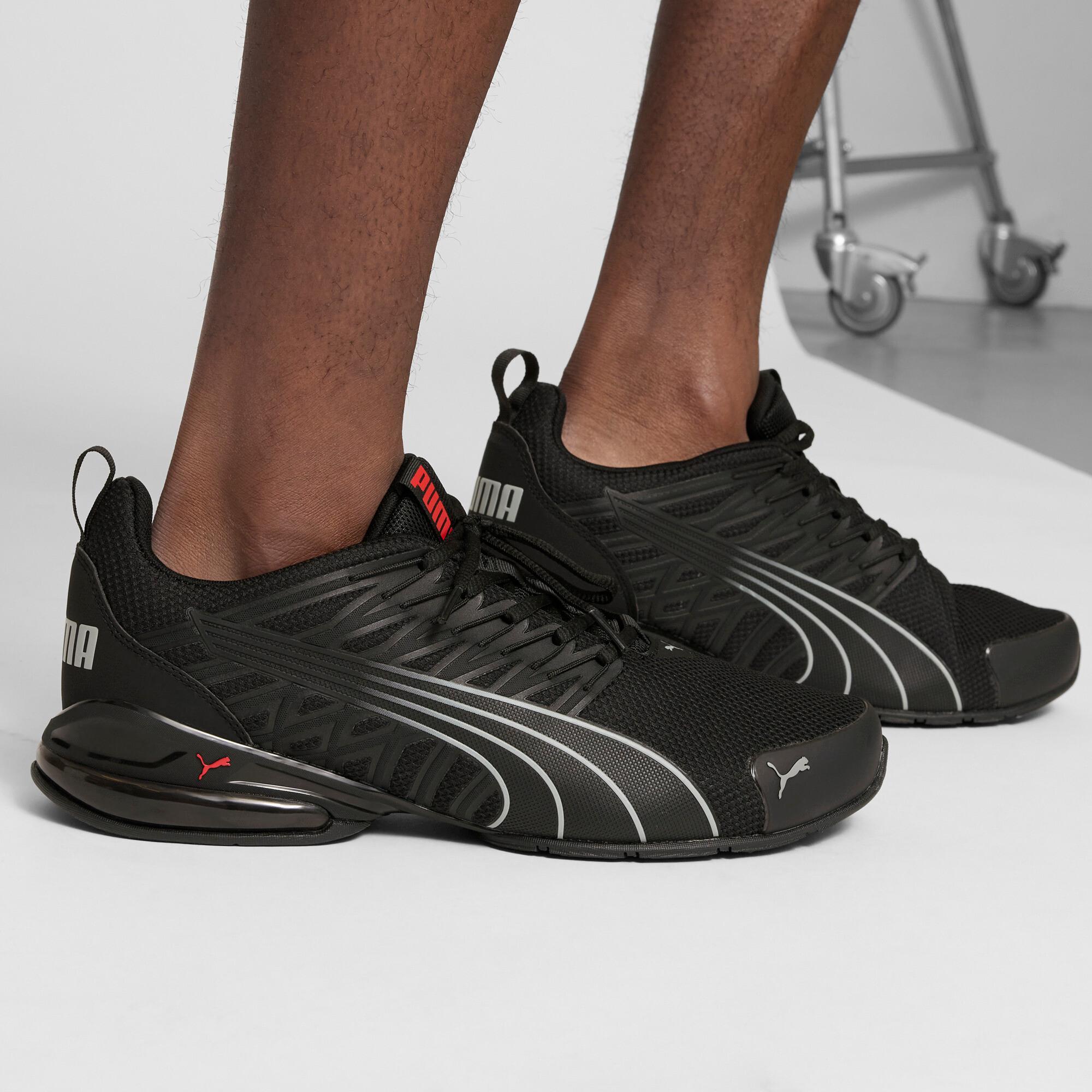 PUMA Voltaic Evo Men's Wide Shoes Product Image