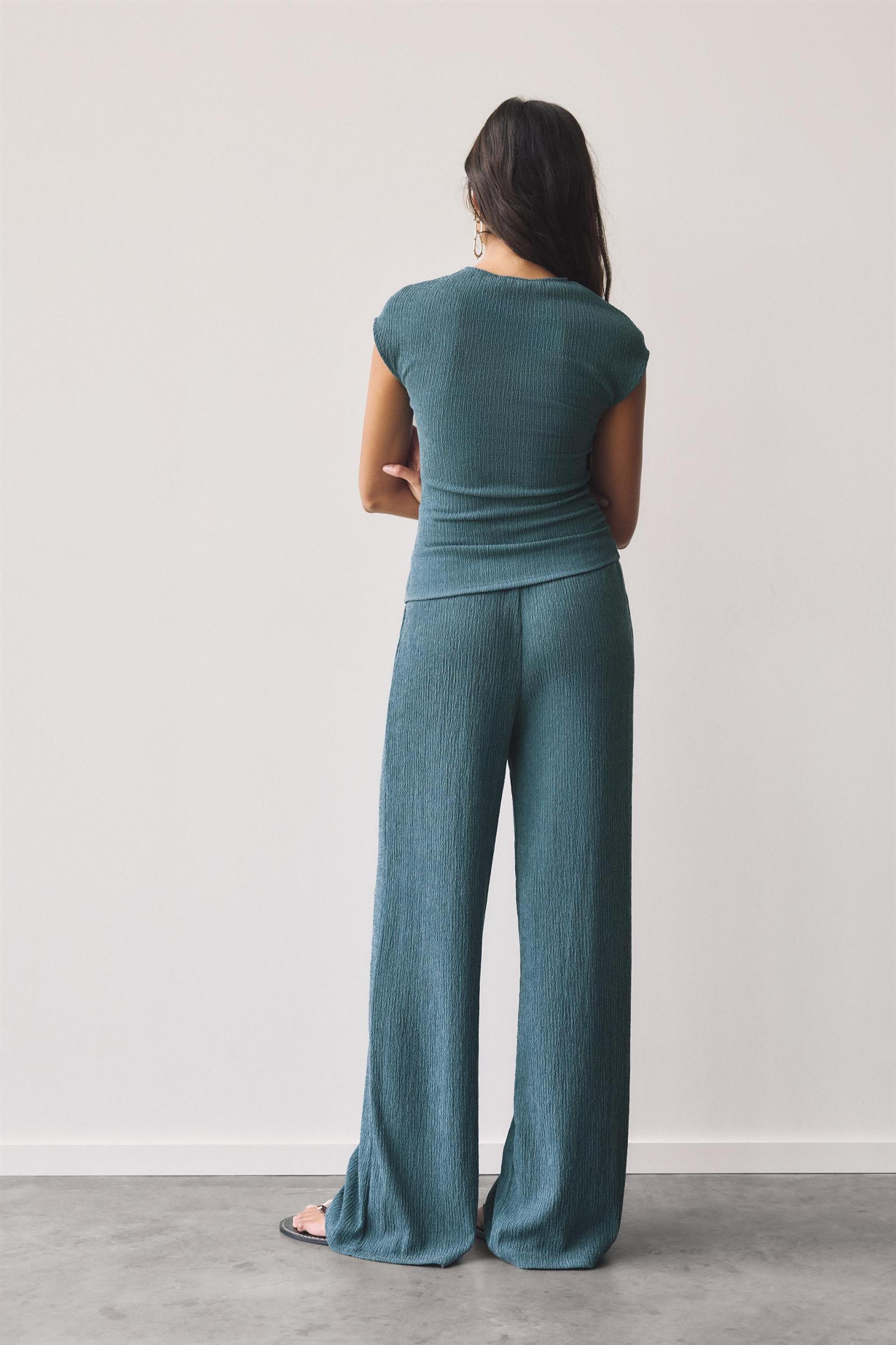 Wide-leg crepe pants Product Image