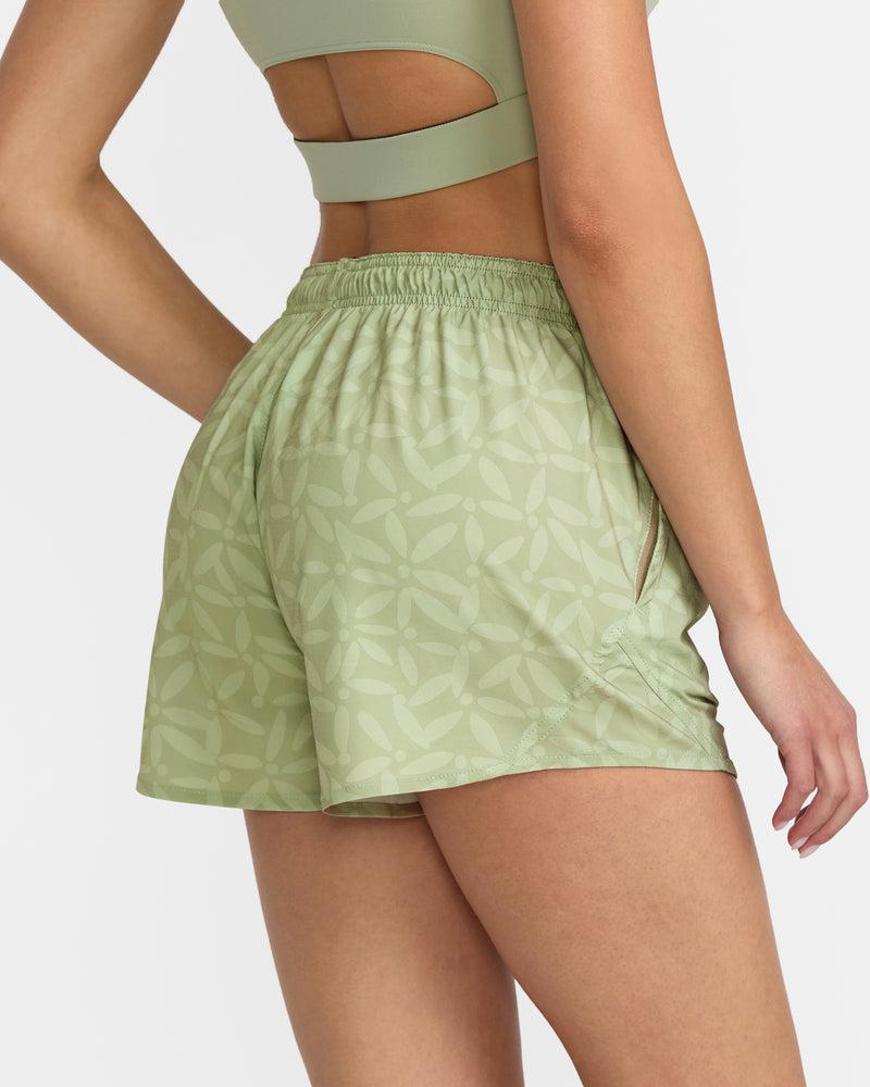 VA Essential Yogger 12" Short Product Image