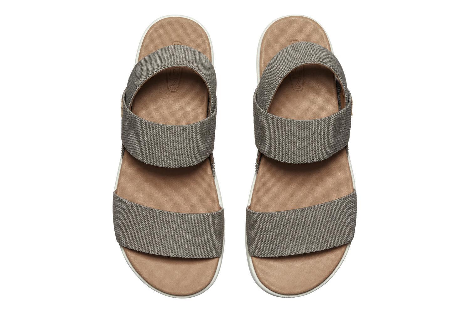 Elle  Backstrap Female Product Image