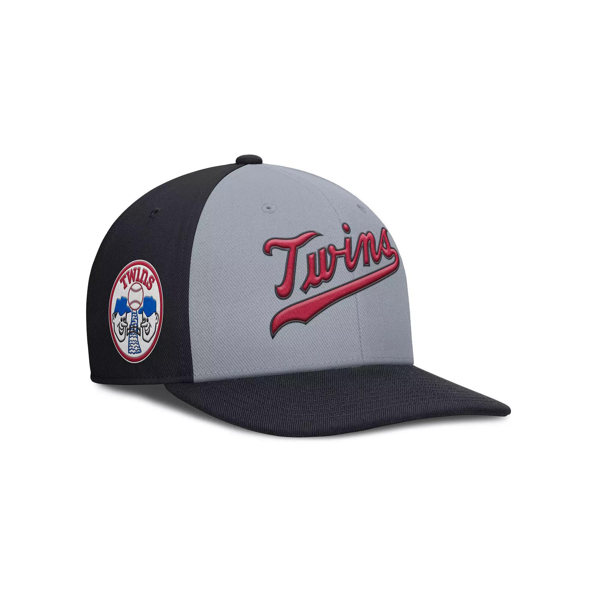 Mens Nike Gray/Navy Minnesota Twins Pro Performance Snapback Hat Product Image