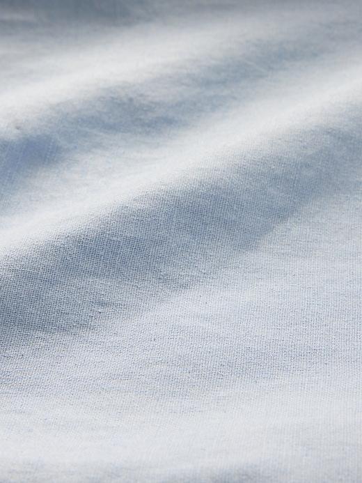 8" Linen-Cotton Shorts Product Image