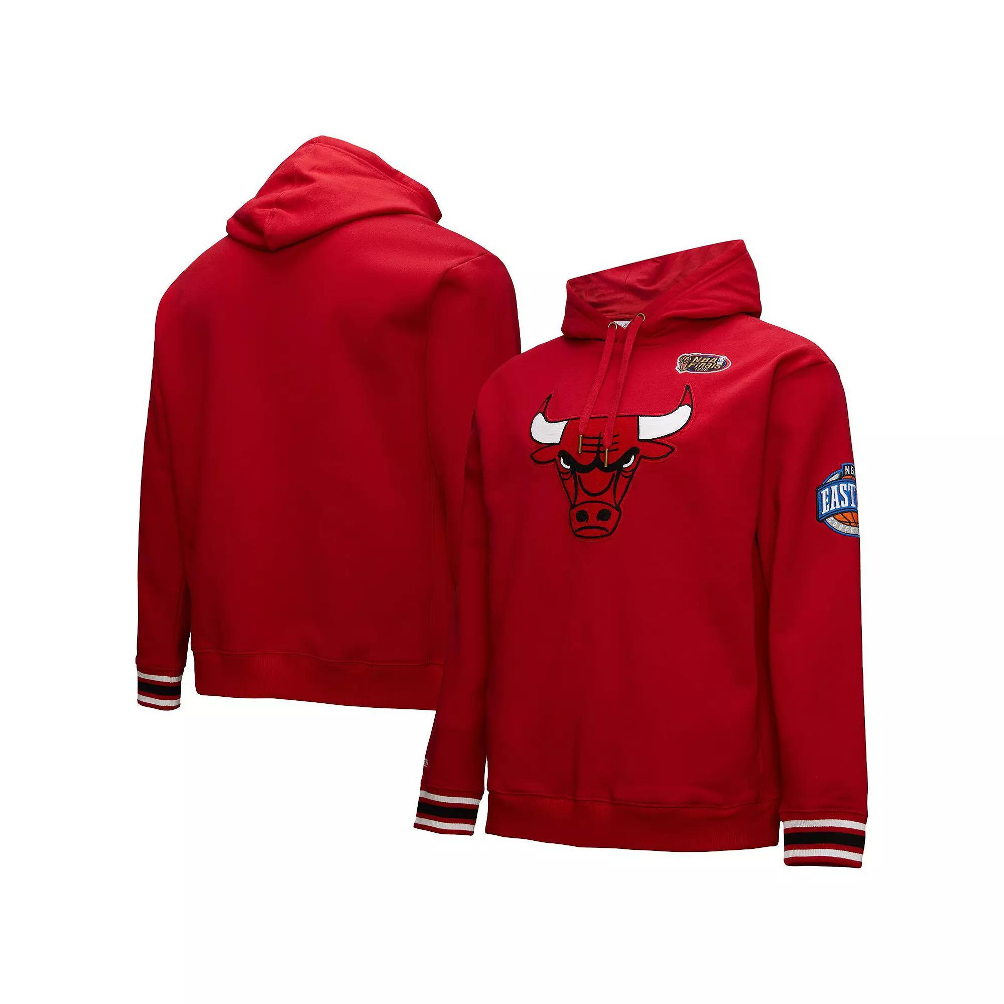 Men's Mitchell & Ness Red Chicago Bulls Hardwood Classics Chainstitch Vintage Heavyweight Pullover Hoodie,  Product Image