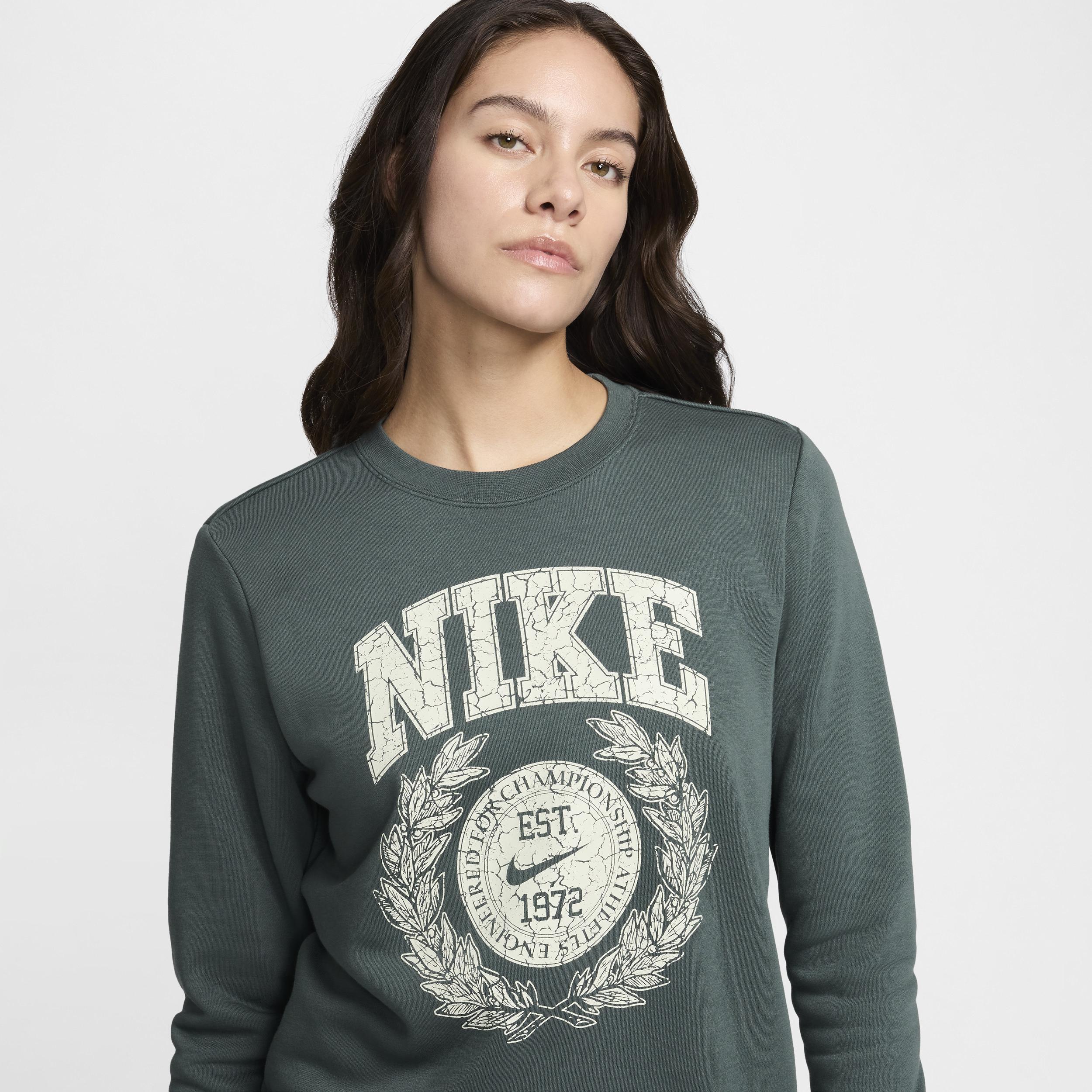 Nike Sportswear Club Fleece Women's Crew-Neck Sweatshirt Product Image