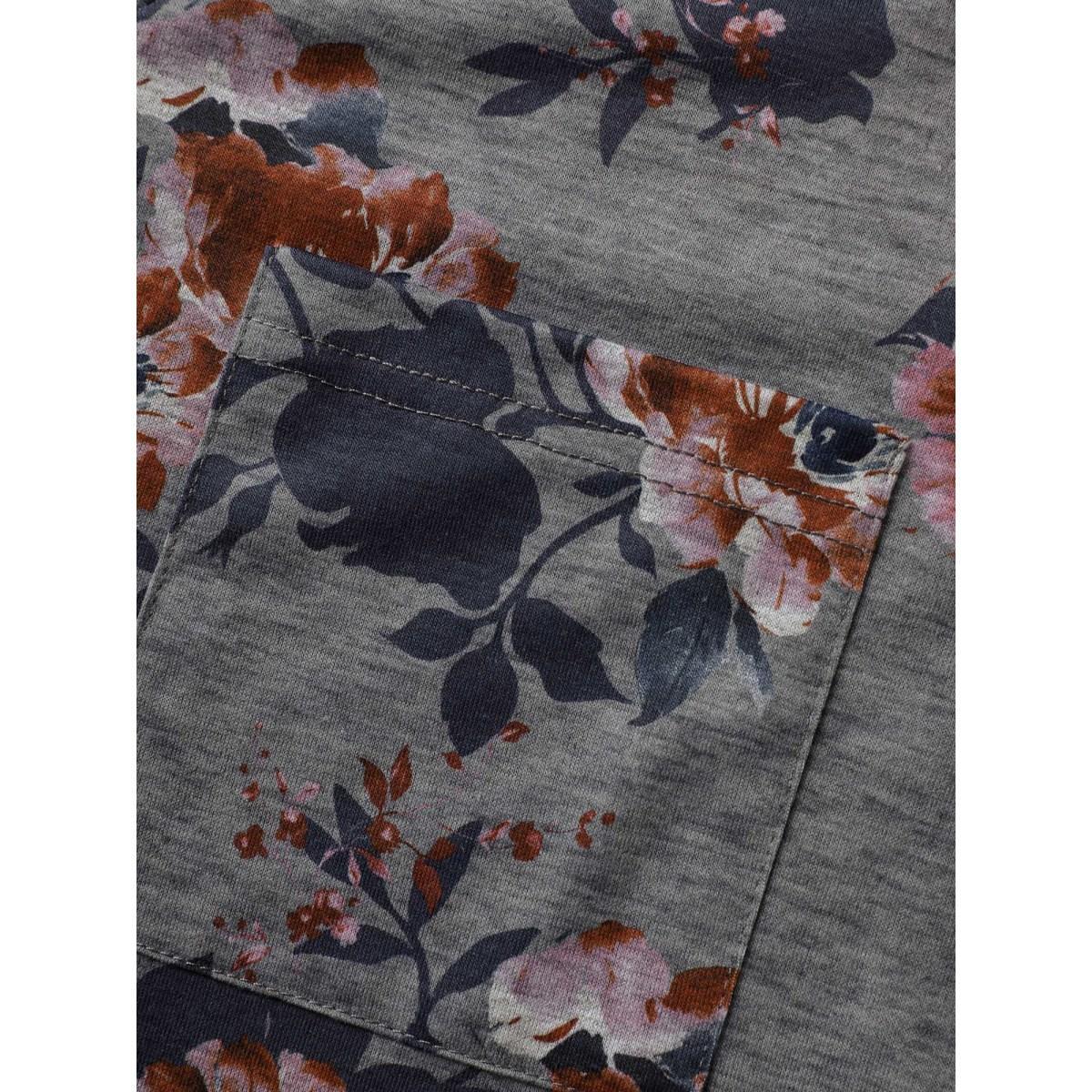 Plus Size V Neck Floral Print Patched Pocket T-shirt Gray Women Elegant Non Floral V-neck Everyday T-shirts BloomChic 10/M Product Image